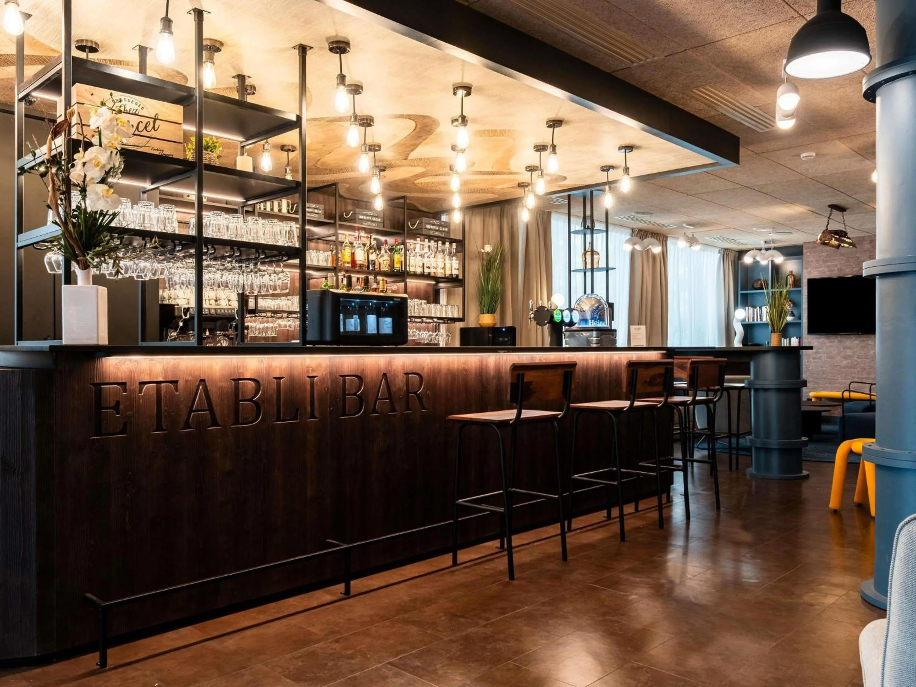 Lounge or bar in Ibis Styles Lyon Villeurbanne Parc de la Tête d'Or