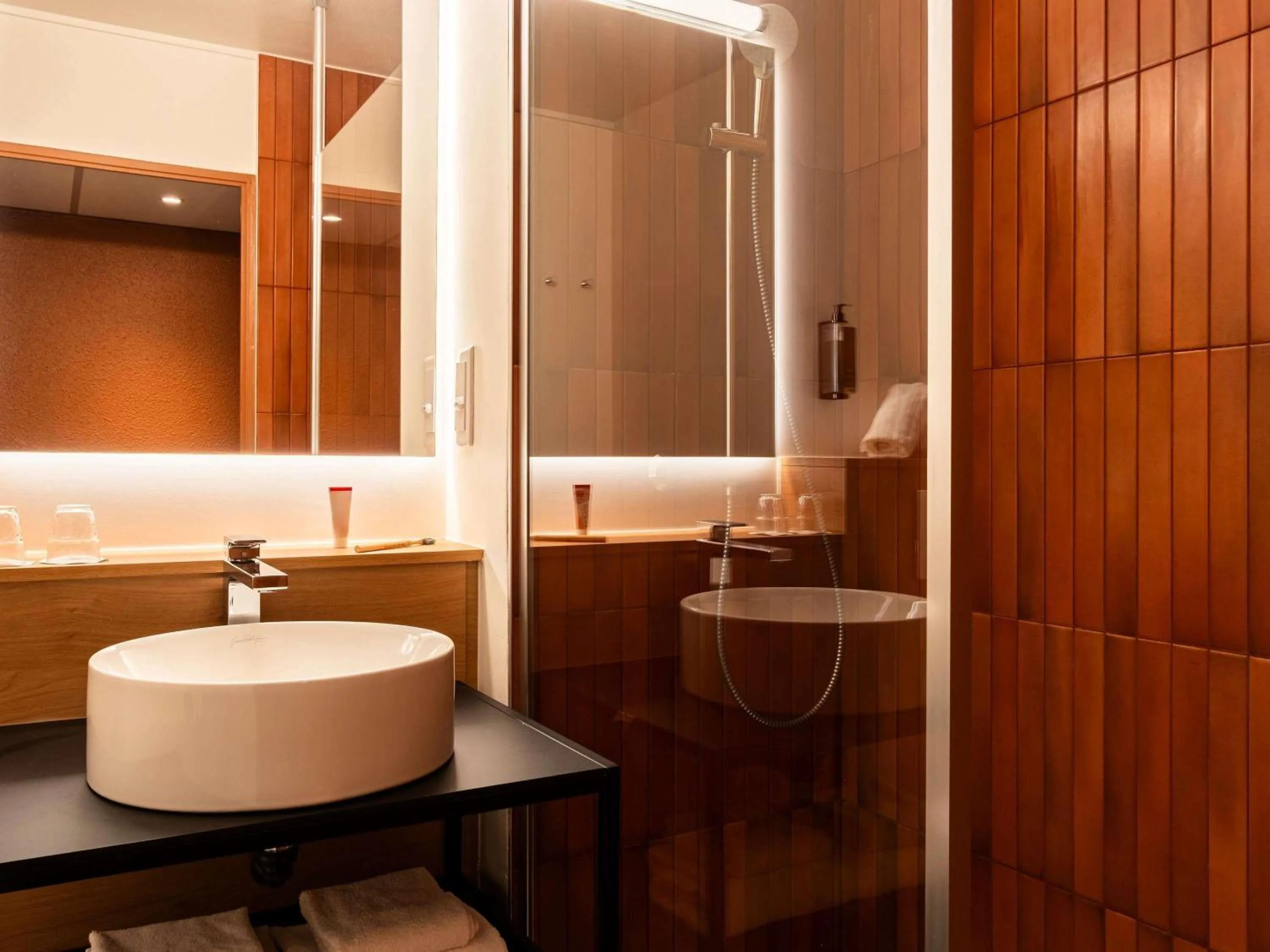 Bedroom in Ibis Styles Lyon Villeurbanne Parc de la Tête d'Or