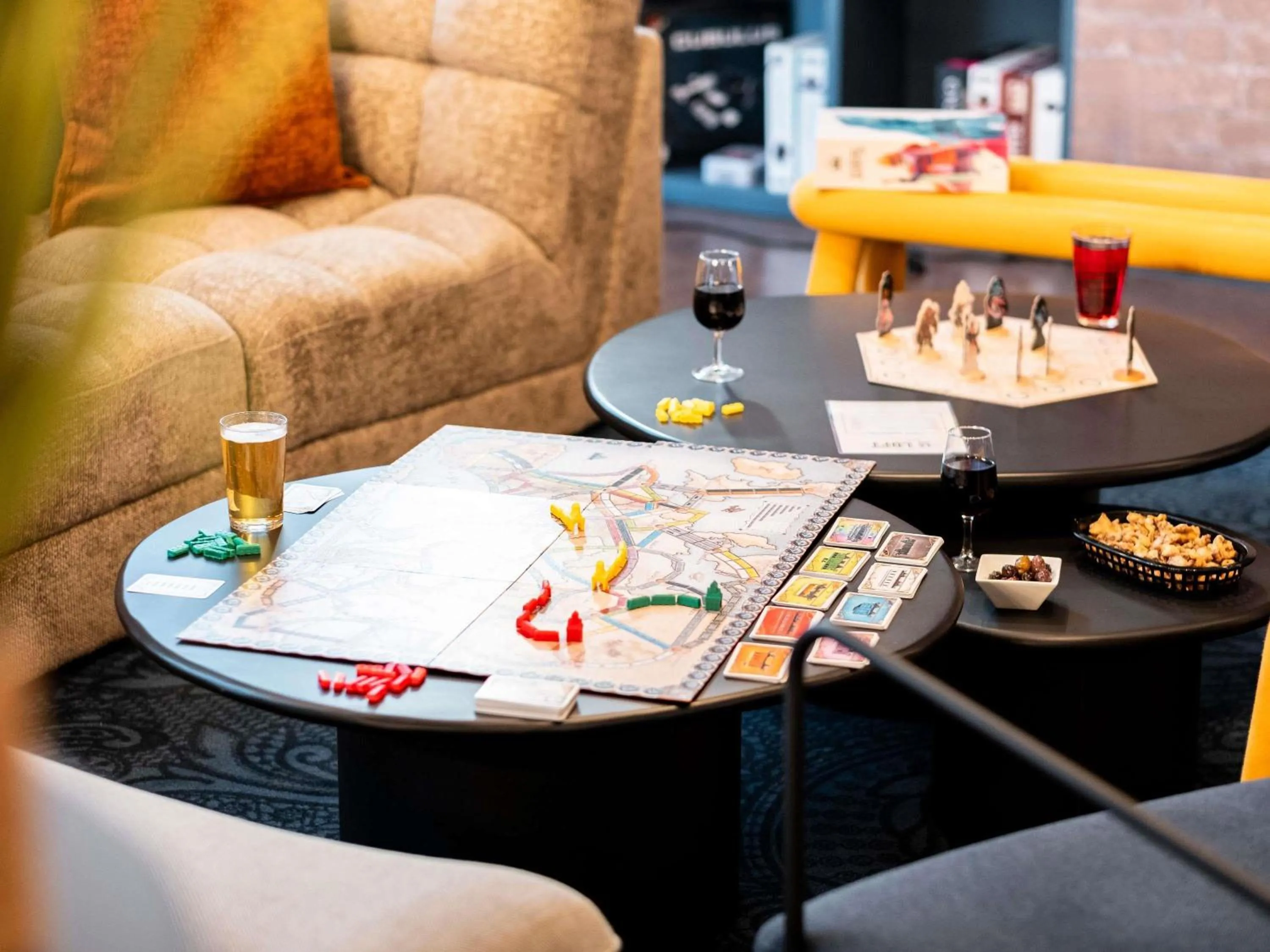 Game Room in Ibis Styles Lyon Villeurbanne Parc de la Tête d'Or