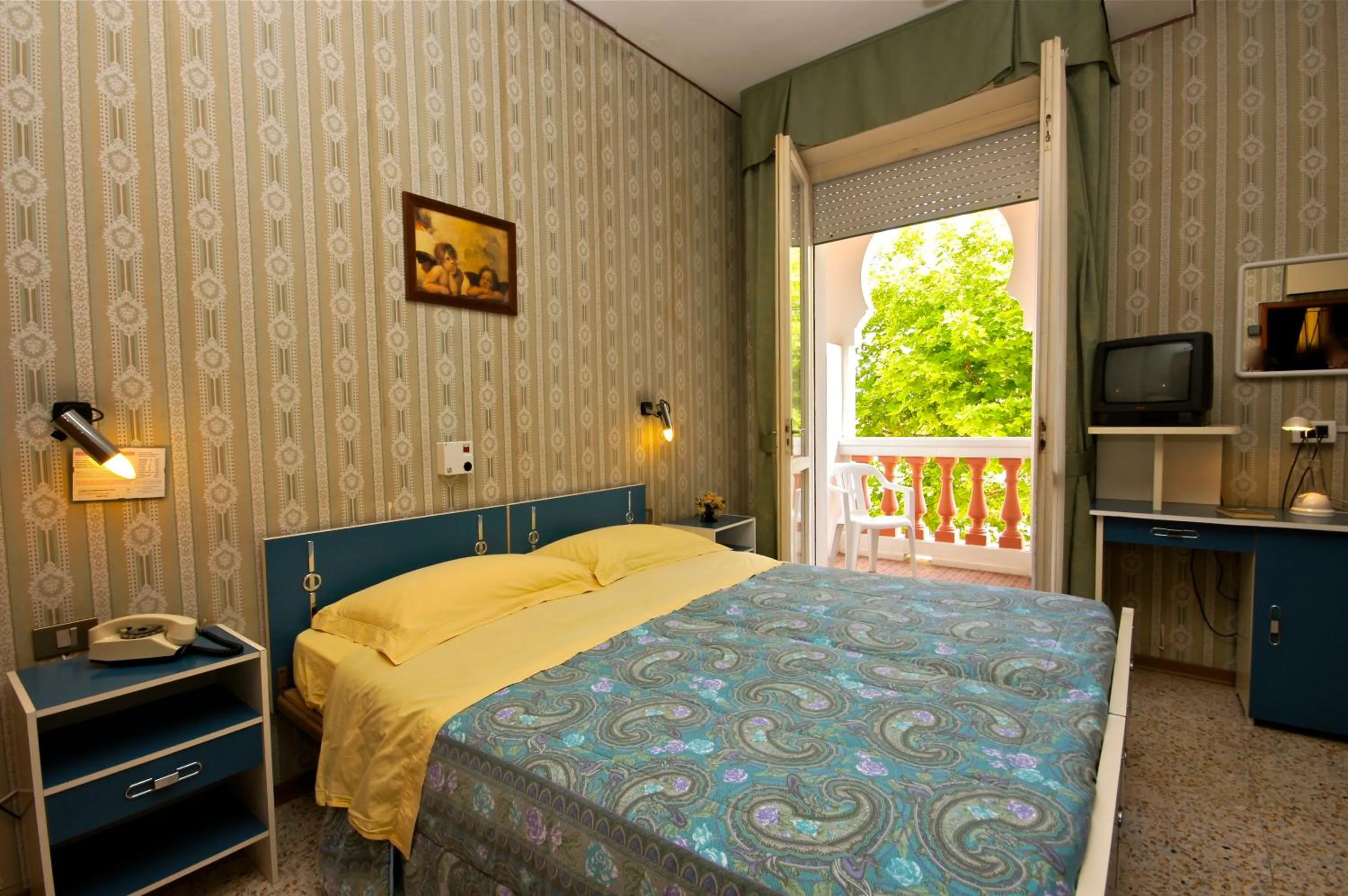 Hotel Victory