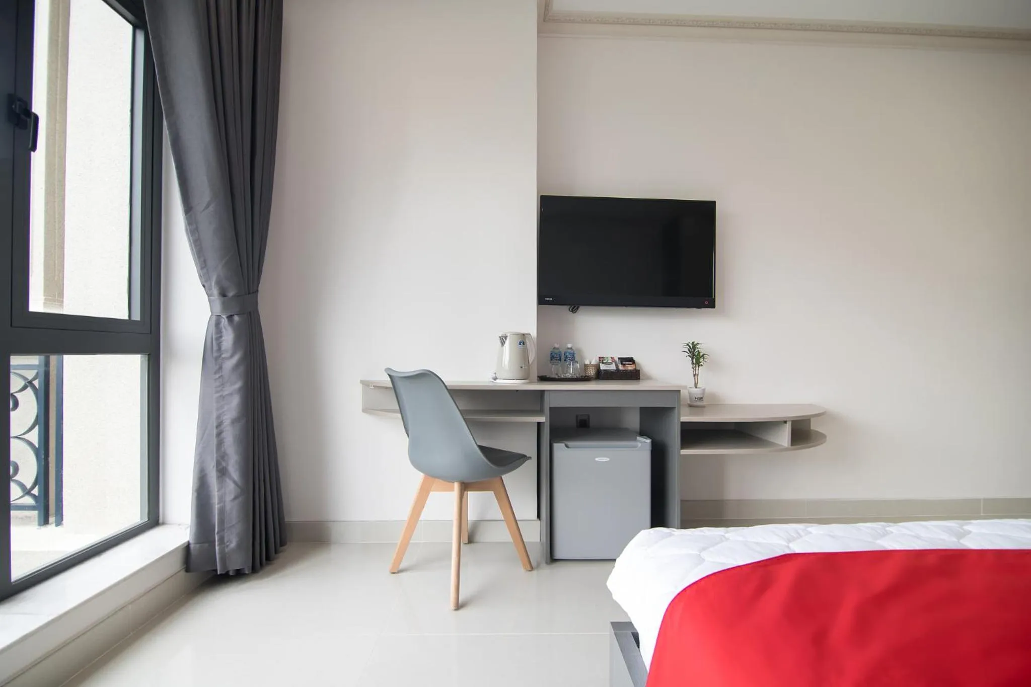 TV and multimedia, Bed in Bin Bin Hotel 7 - Near TON DUC THANG University