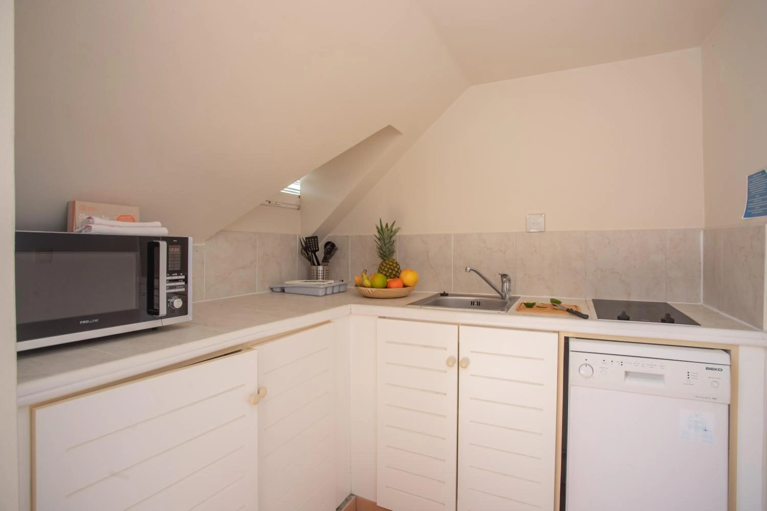 Kitchen or kitchenette in Village Pierre & Vacances Sainte Luce