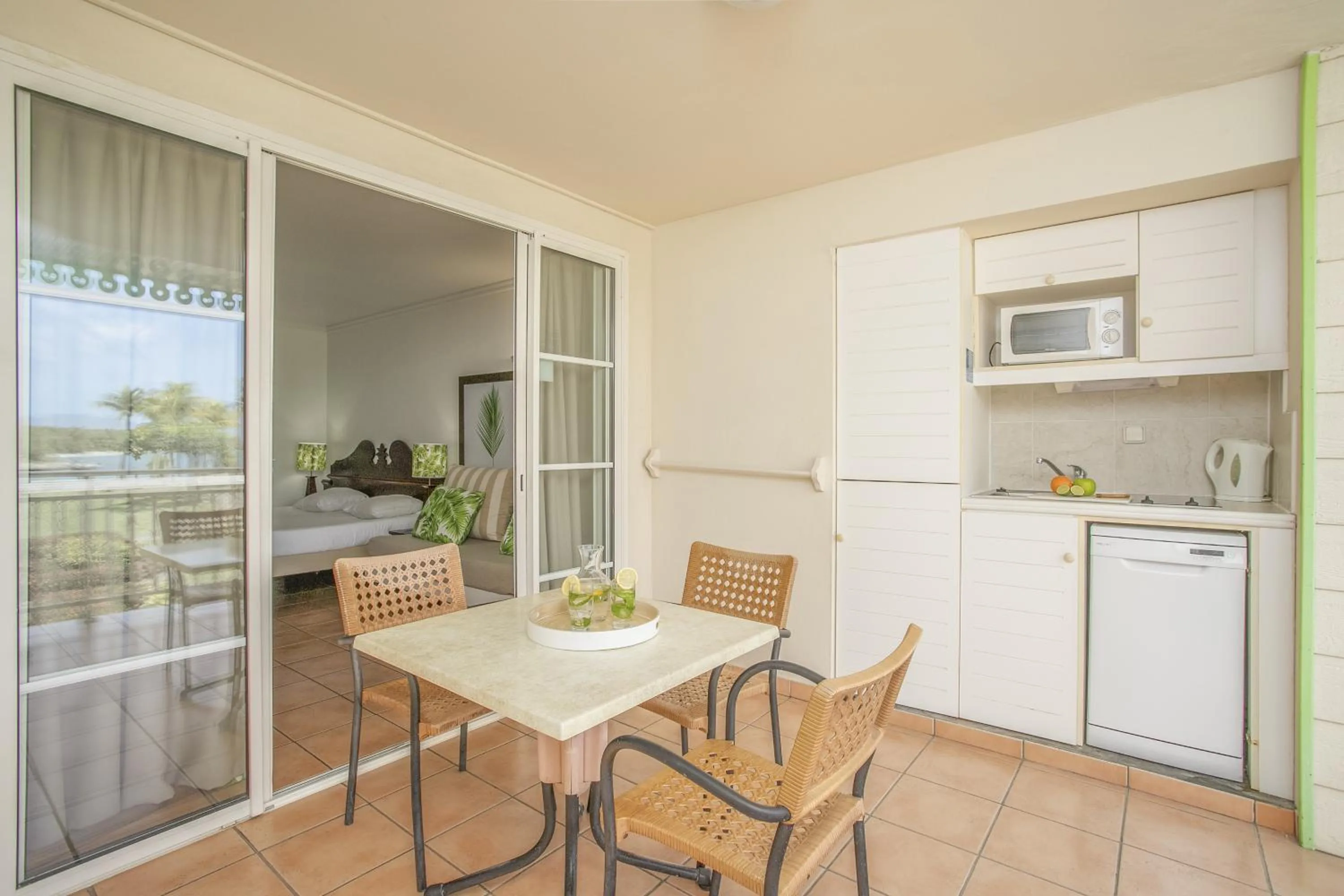 Kitchen or kitchenette in Village Pierre & Vacances Sainte Luce