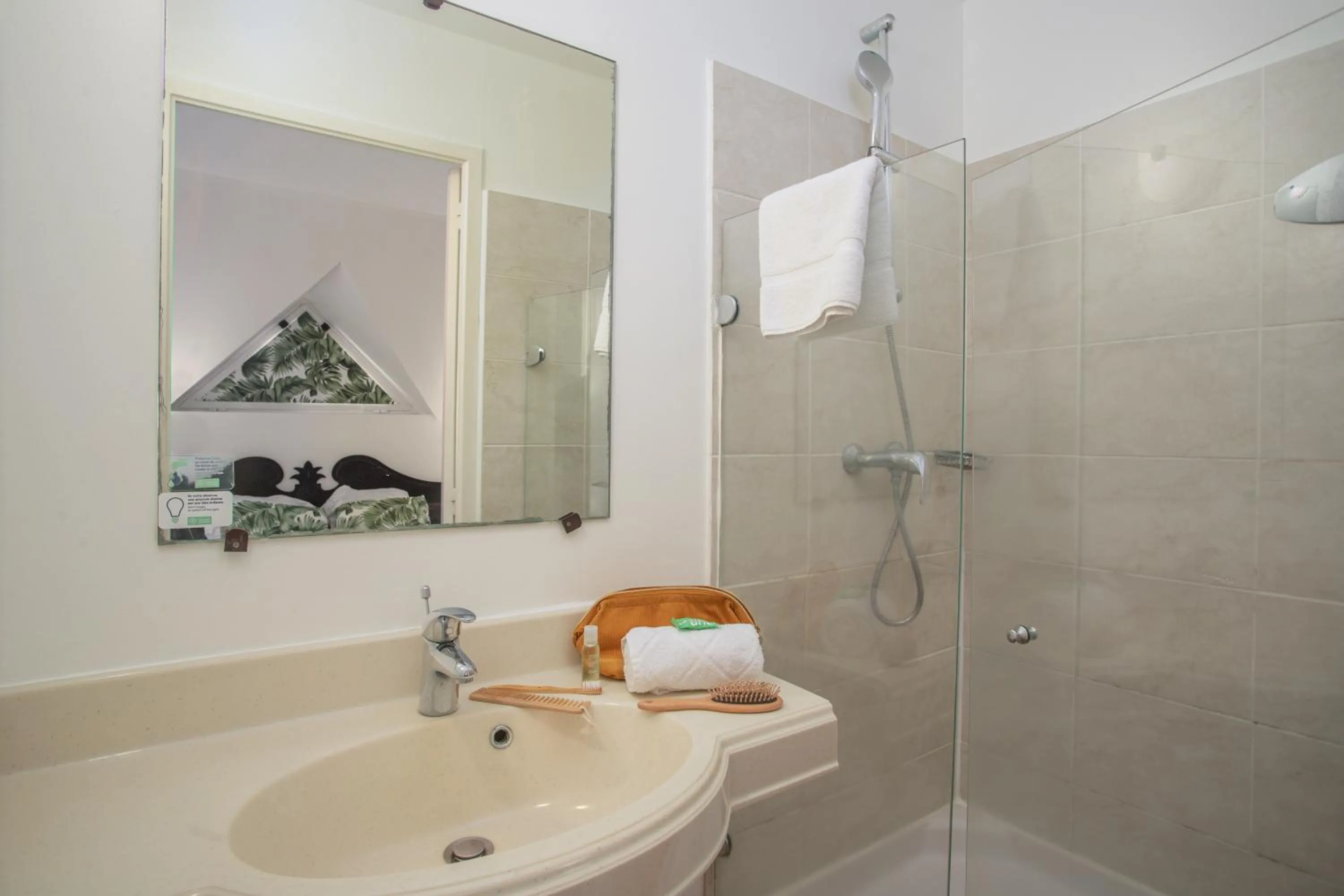 Shower in Village Pierre & Vacances Sainte Luce