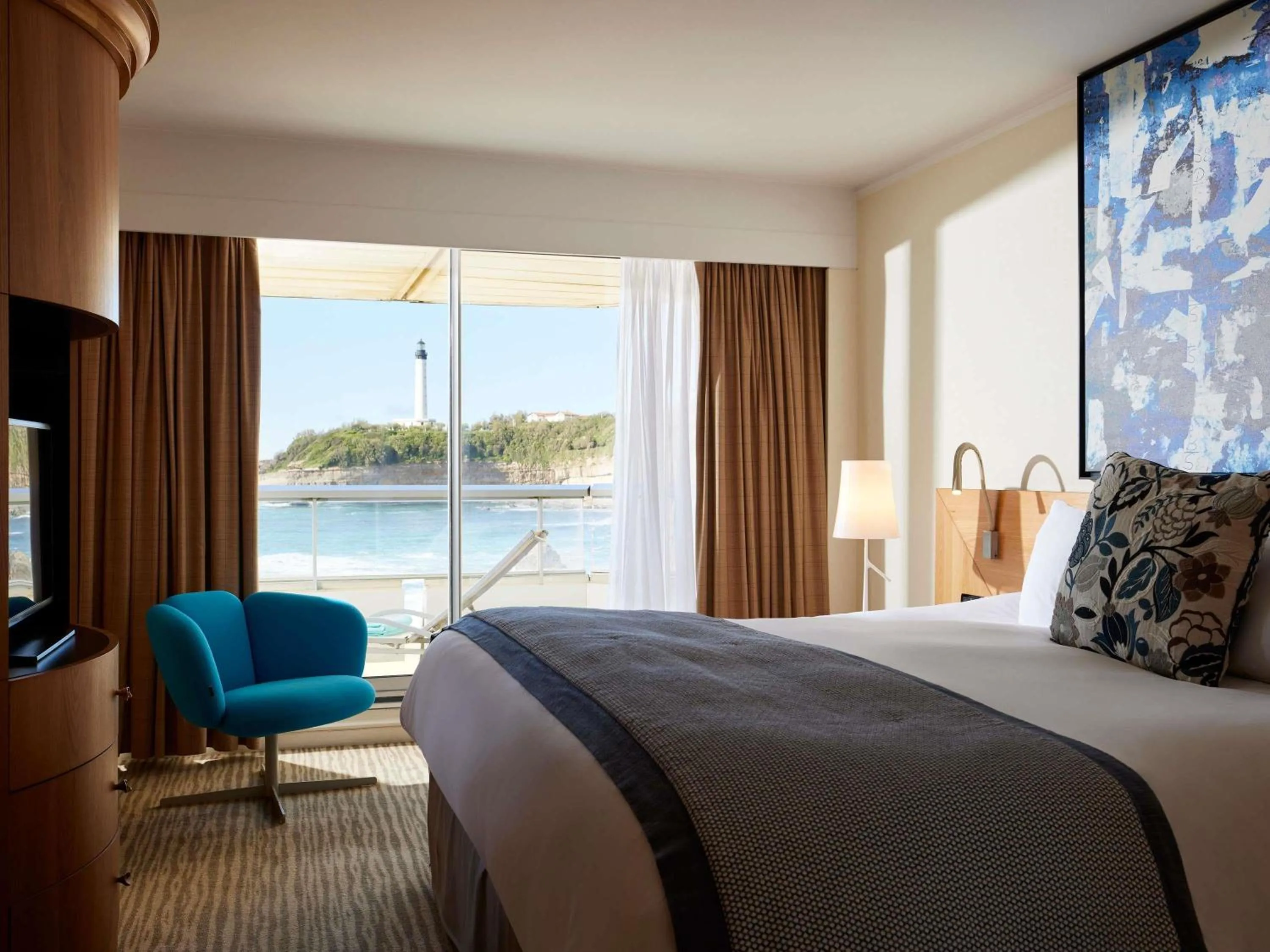 Bedroom, Bed in Sofitel Biarritz Le Miramar Thalassa