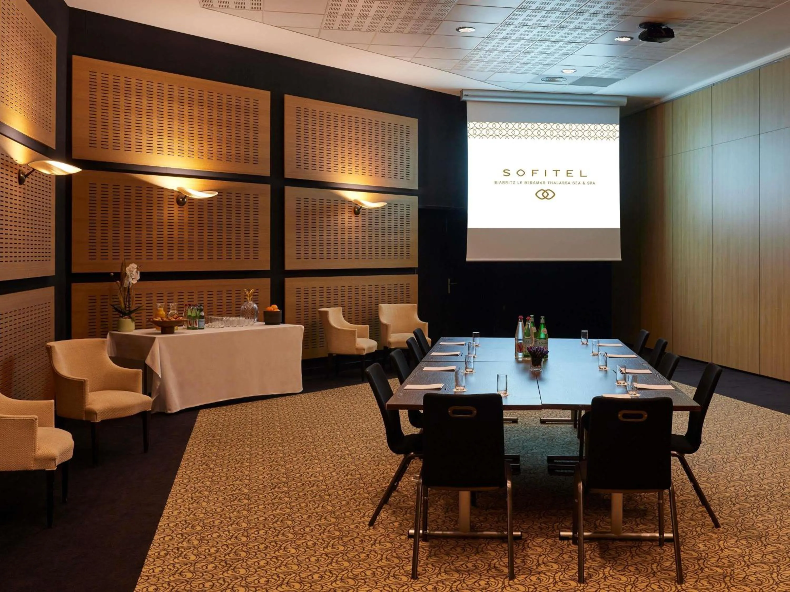 Meeting/conference room in Sofitel Biarritz Le Miramar Thalassa