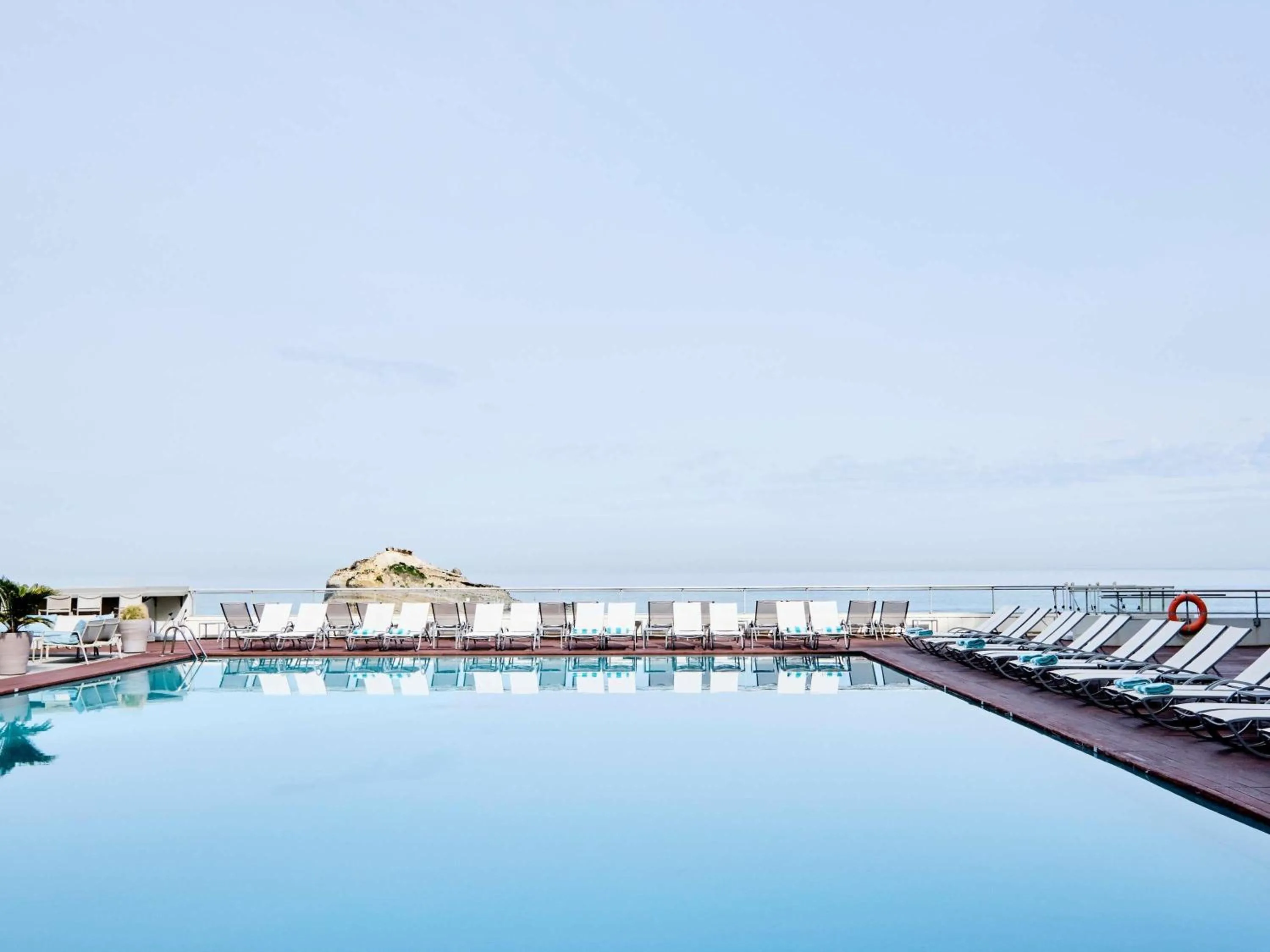 Pool view in Sofitel Biarritz Le Miramar Thalassa