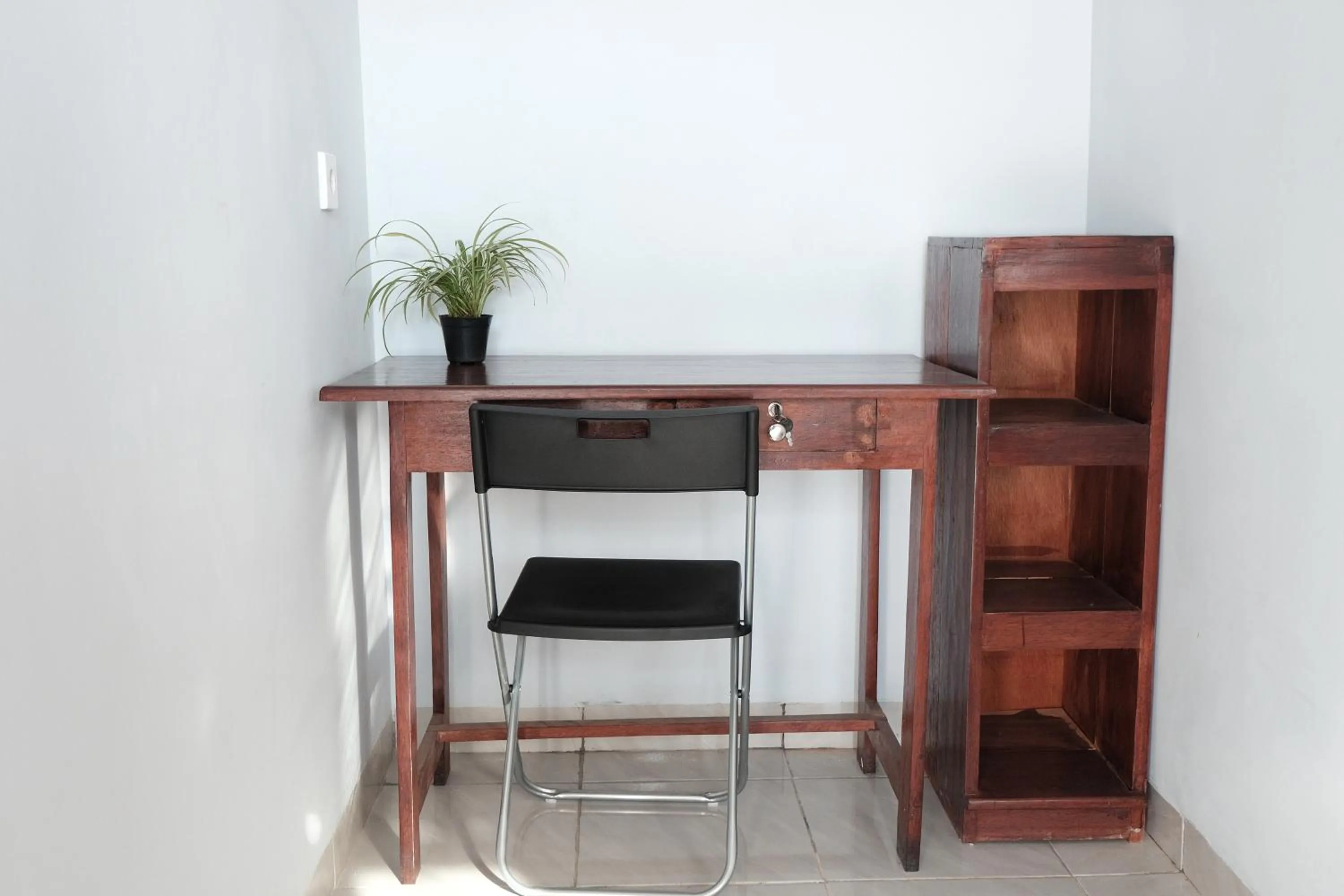 hair dresser in Rumah Marianne