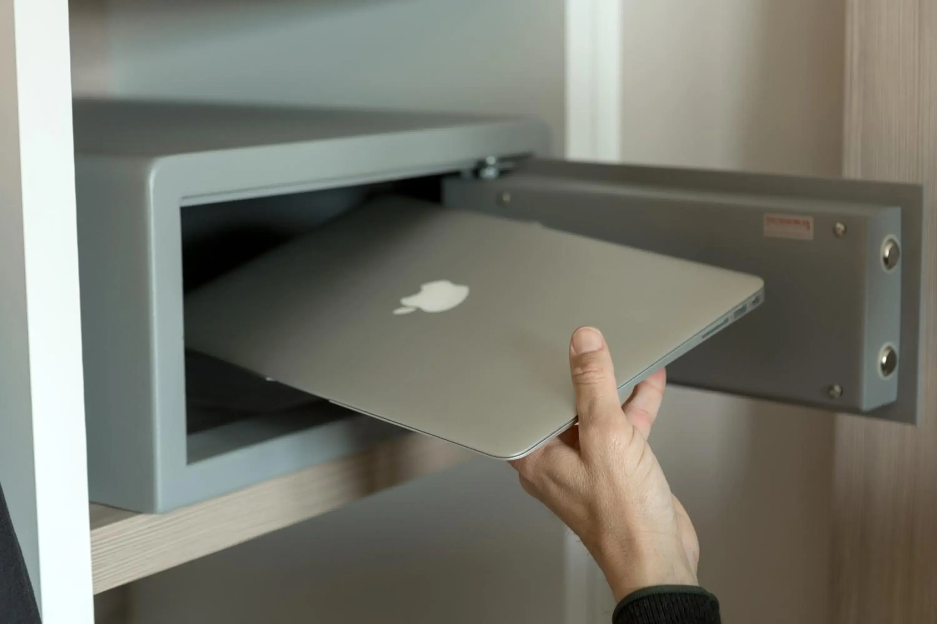 Triple Room in Hotel Cristina Triple Room in Hotel Cristina