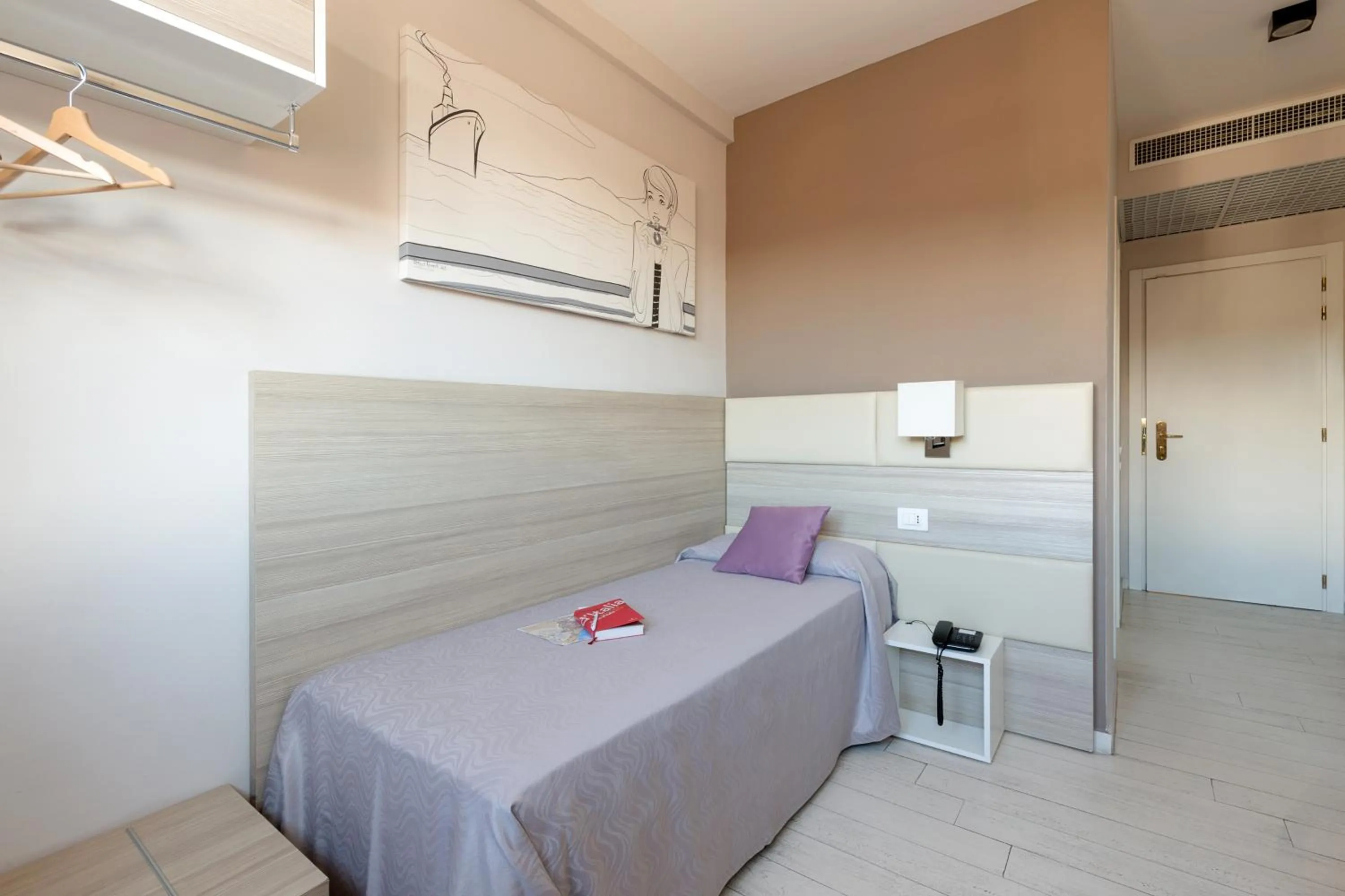 Bed in Hotel Cristina