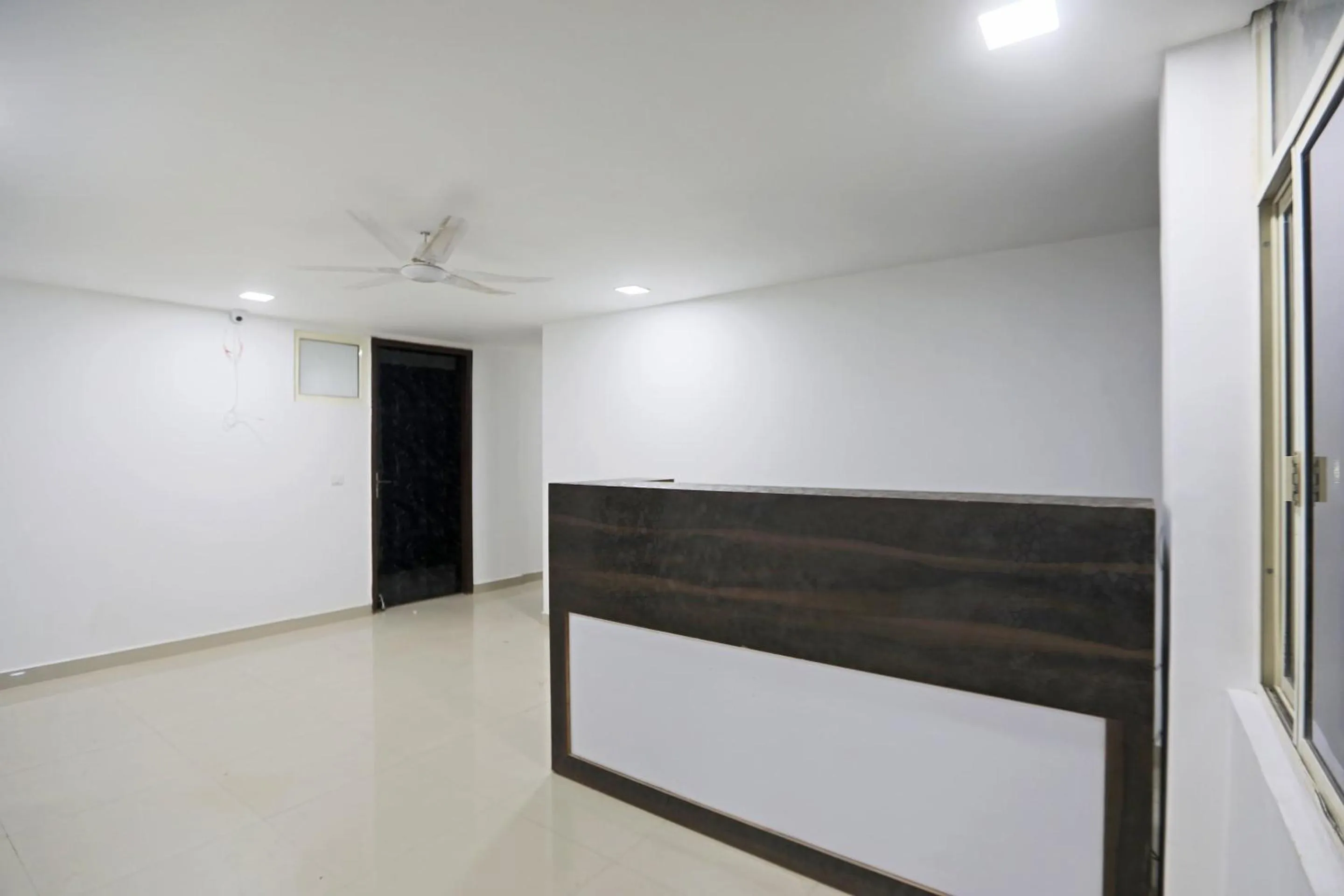 Townhouse South Lawn