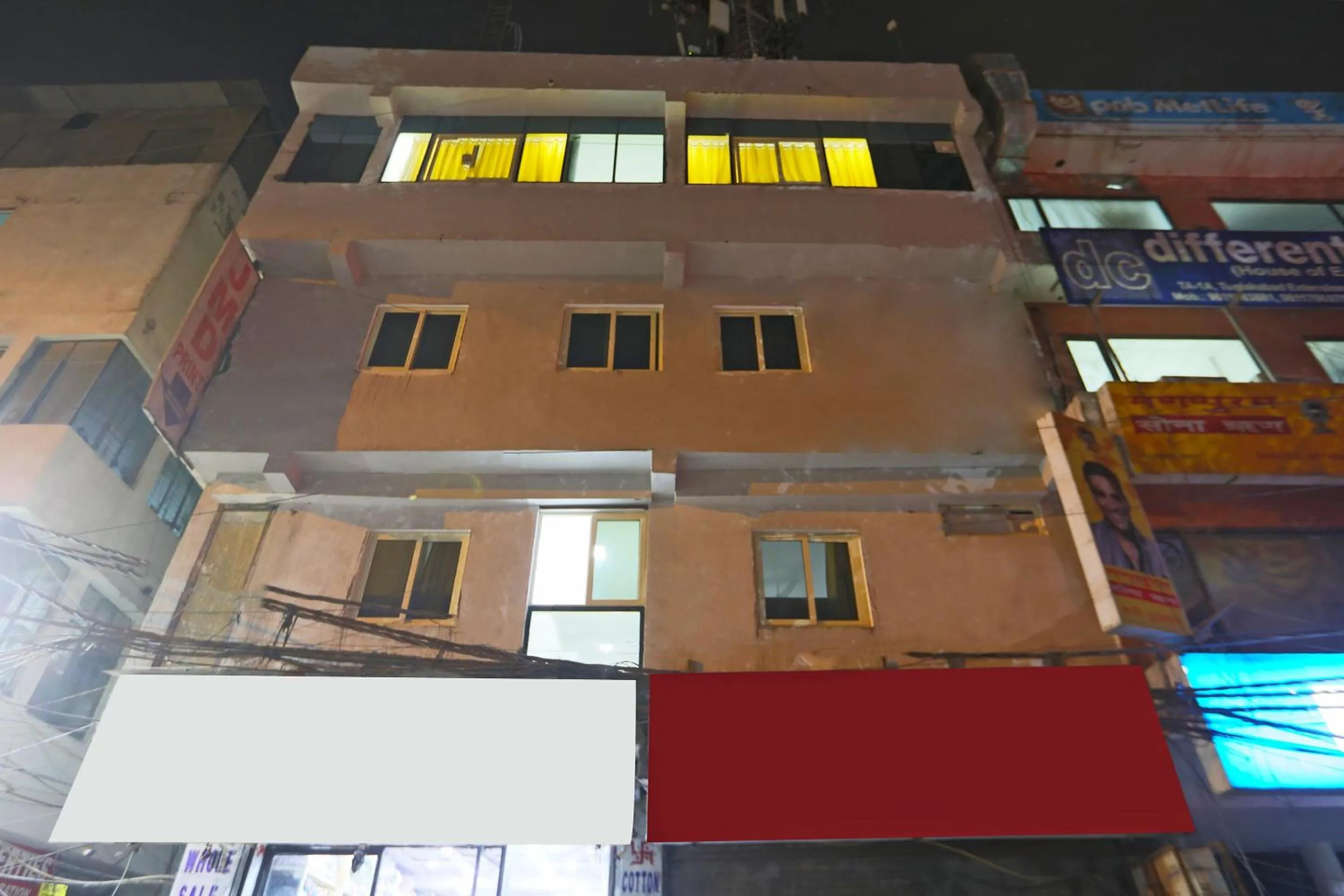 Facade/entrance in Townhouse South Lawn