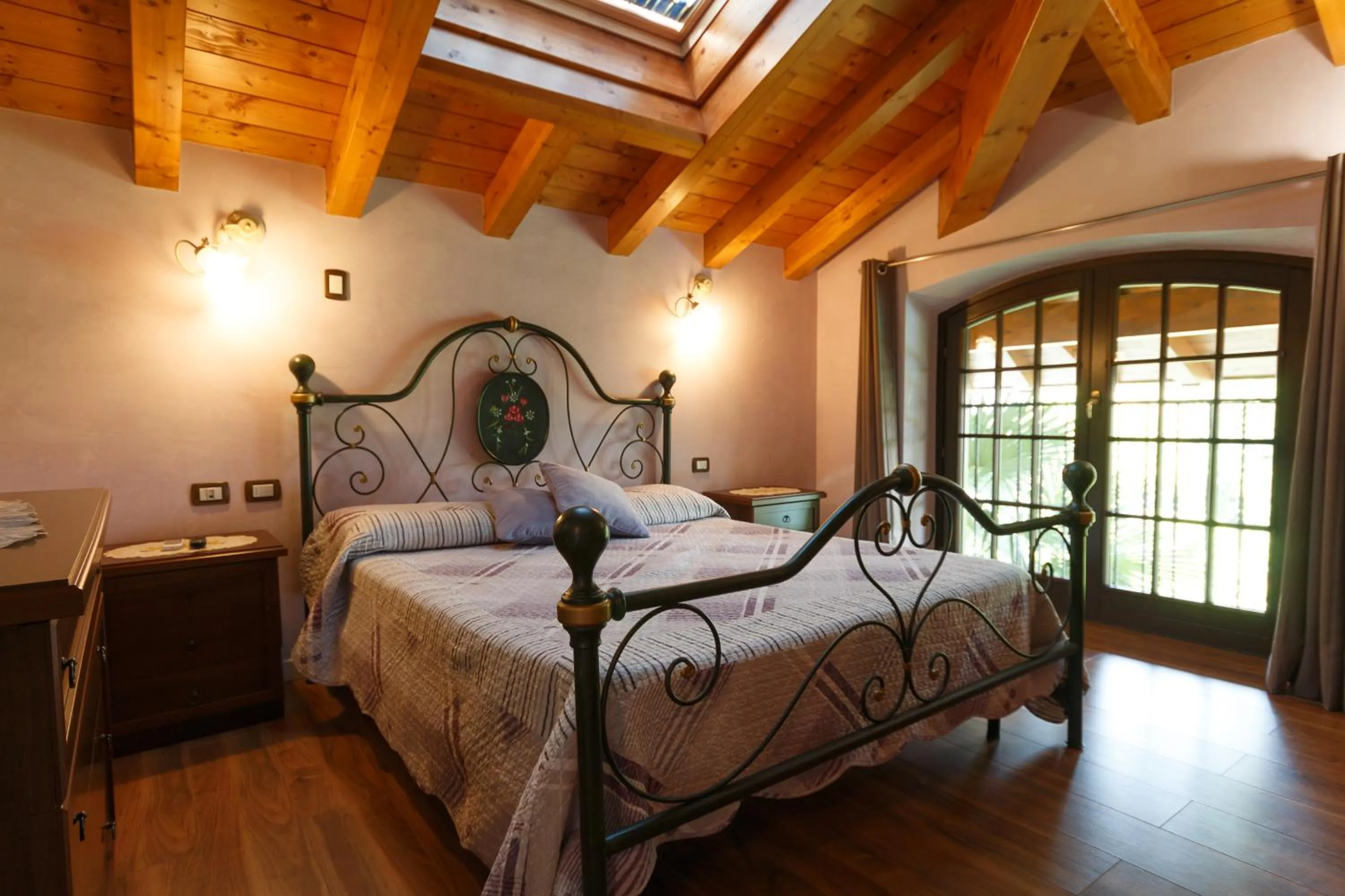 Photo of the whole room, Bed in Il Gelsomino