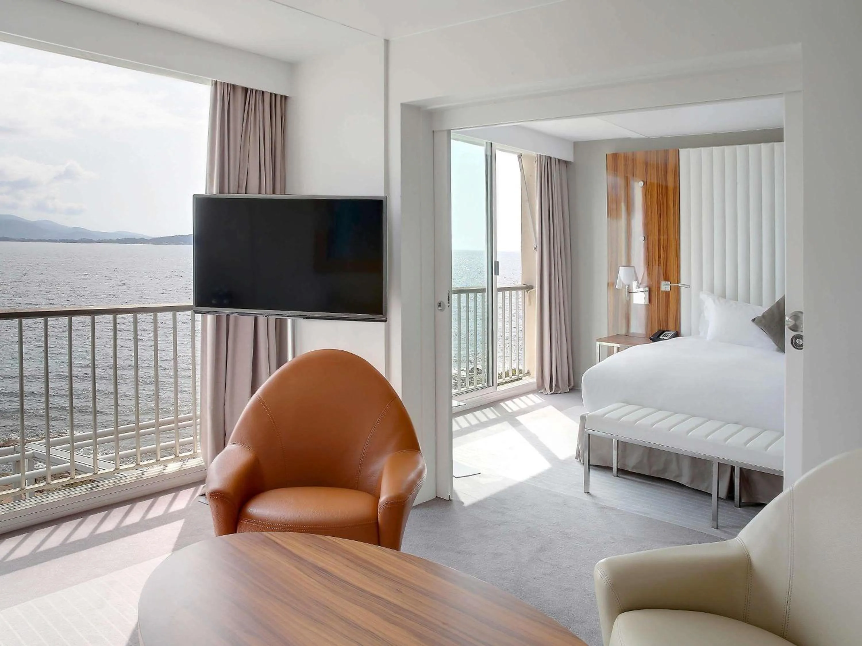 Bedroom, Bed in Sofitel Golfe d'Ajaccio Thalassa Sea & Spa