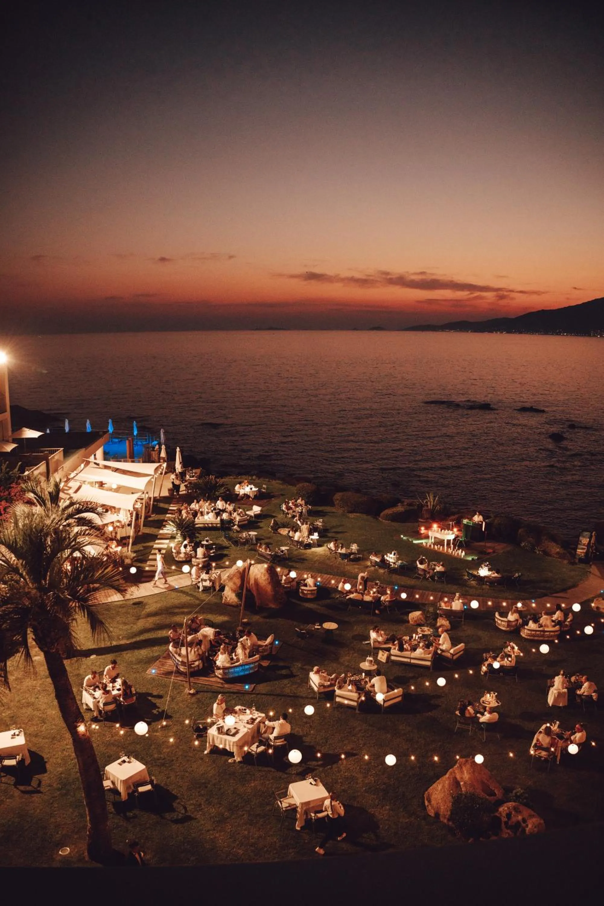 Evening entertainment in Sofitel Golfe d'Ajaccio Thalassa Sea & Spa