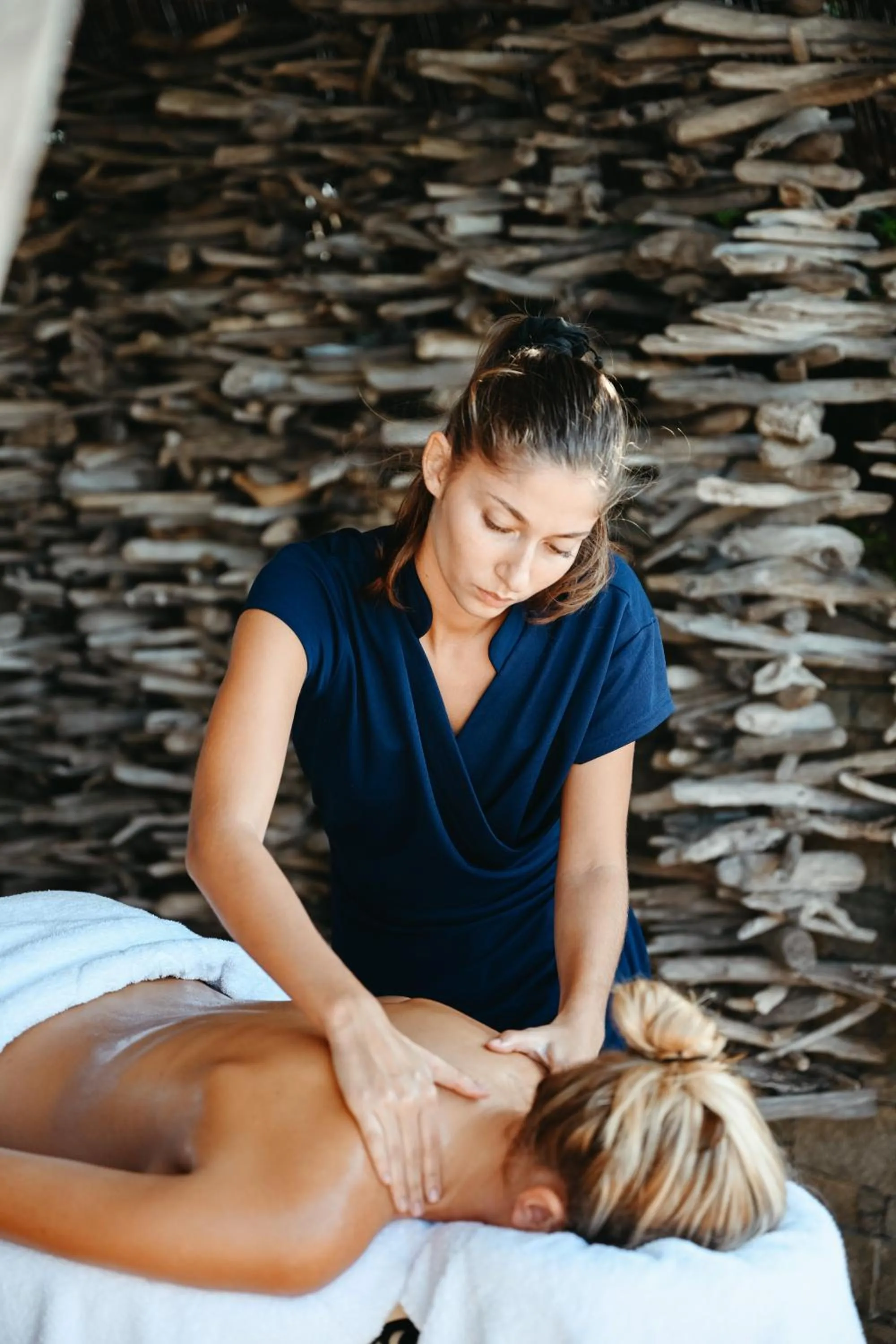 Massage in Sofitel Golfe d'Ajaccio Thalassa Sea & Spa