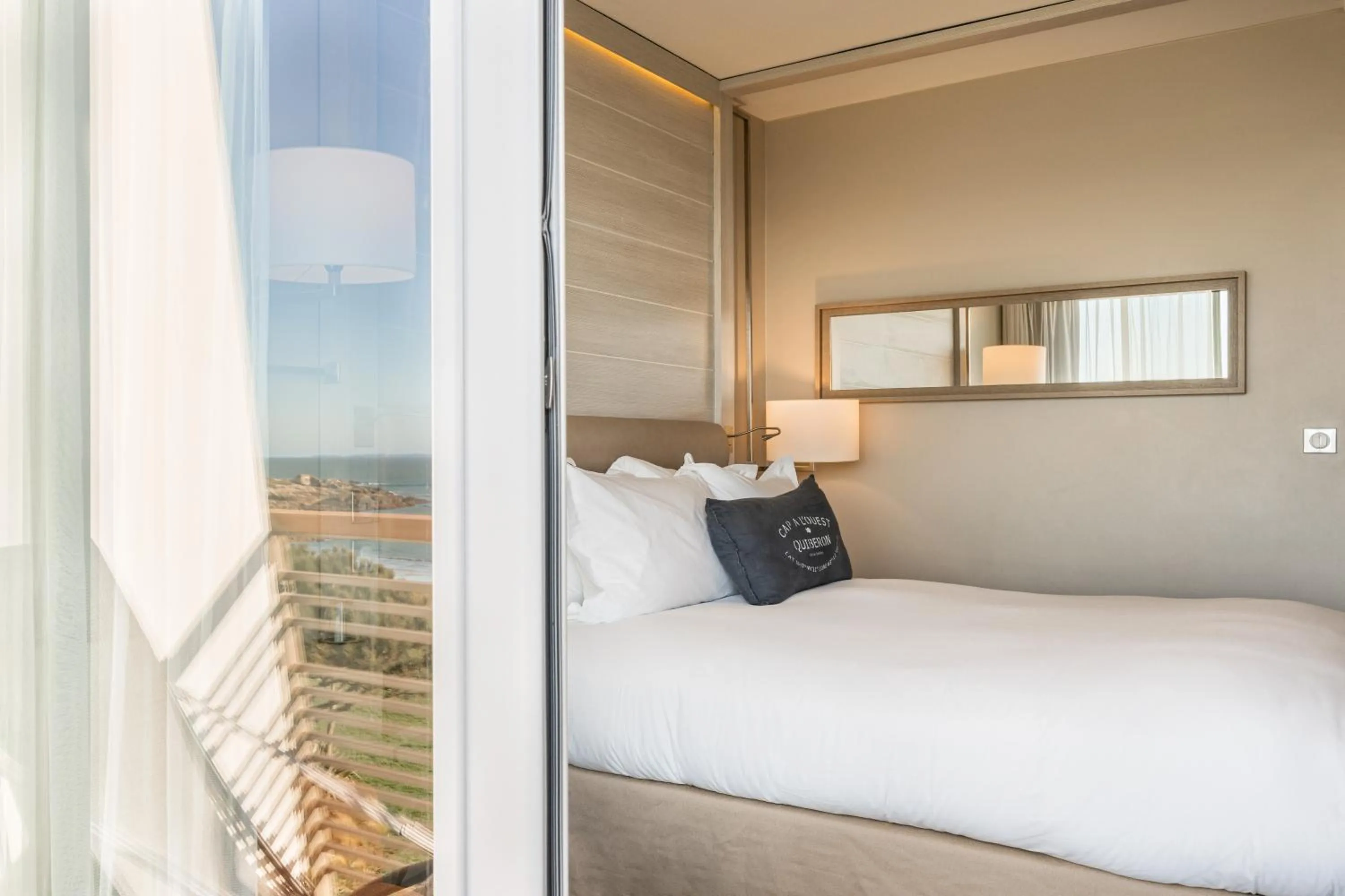 Bed in Sofitel Quiberon Thalassa sea & spa