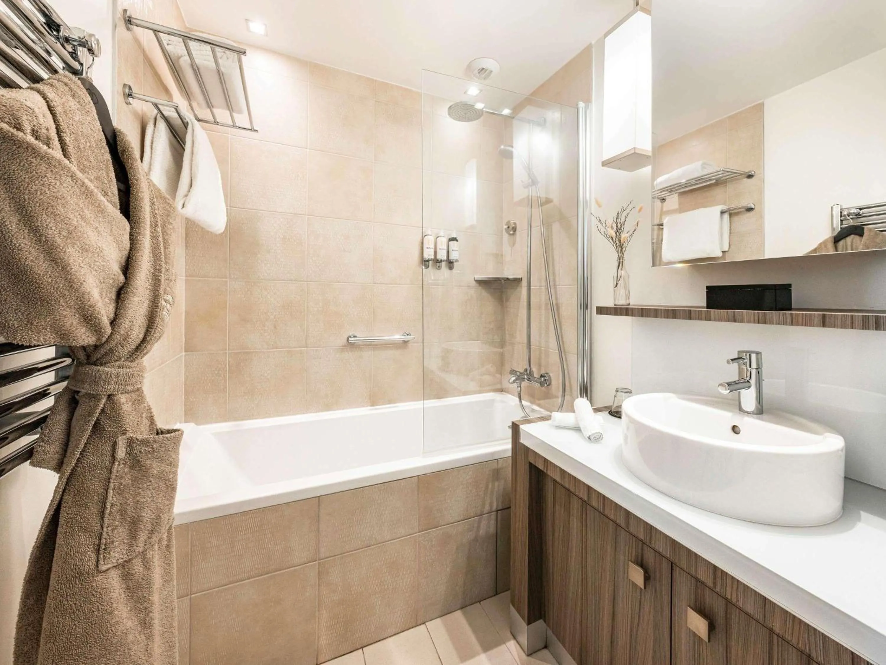 Bedroom in Sofitel Quiberon Thalassa sea & spa