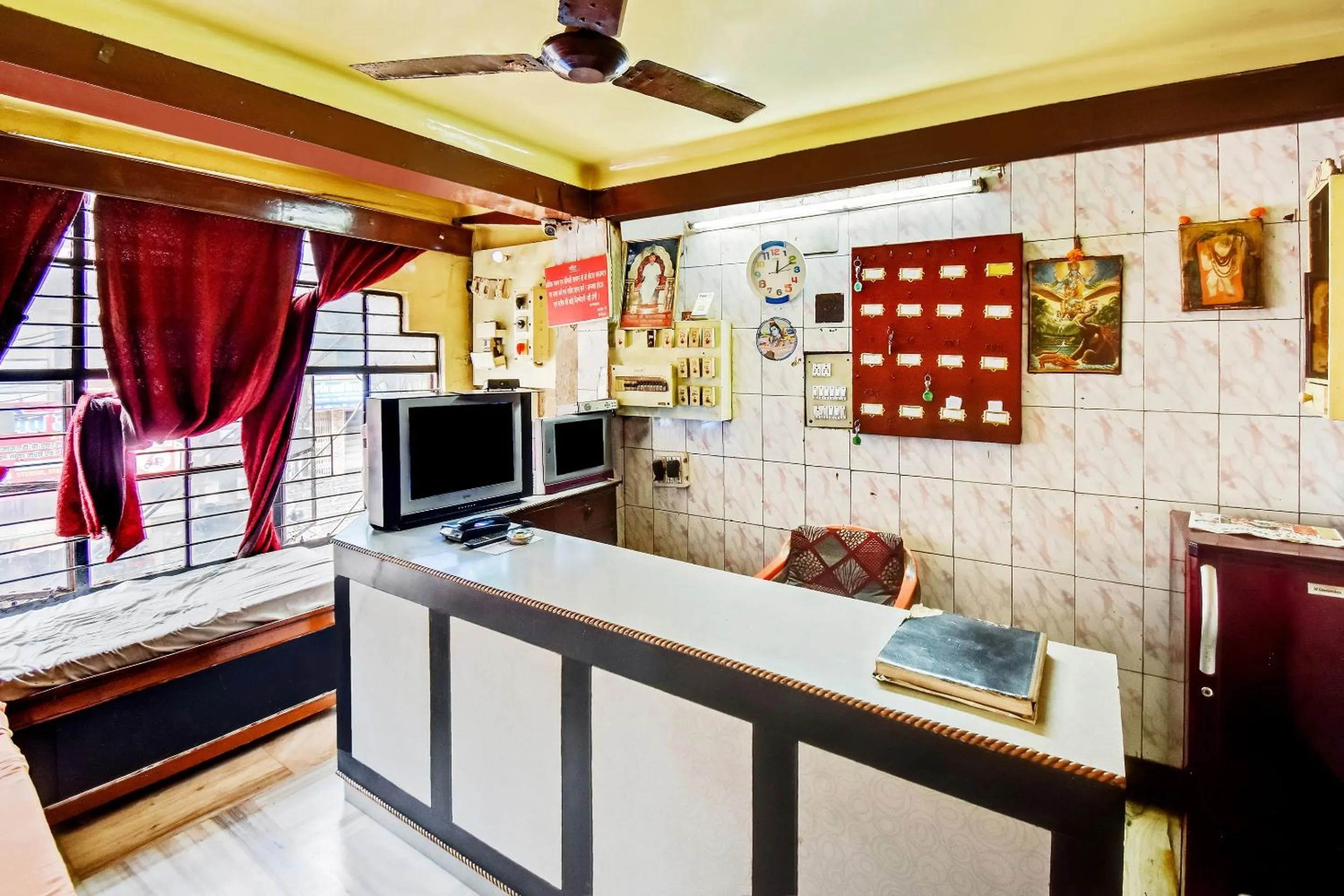 Lobby or reception in Hotel O Plaza Lodge