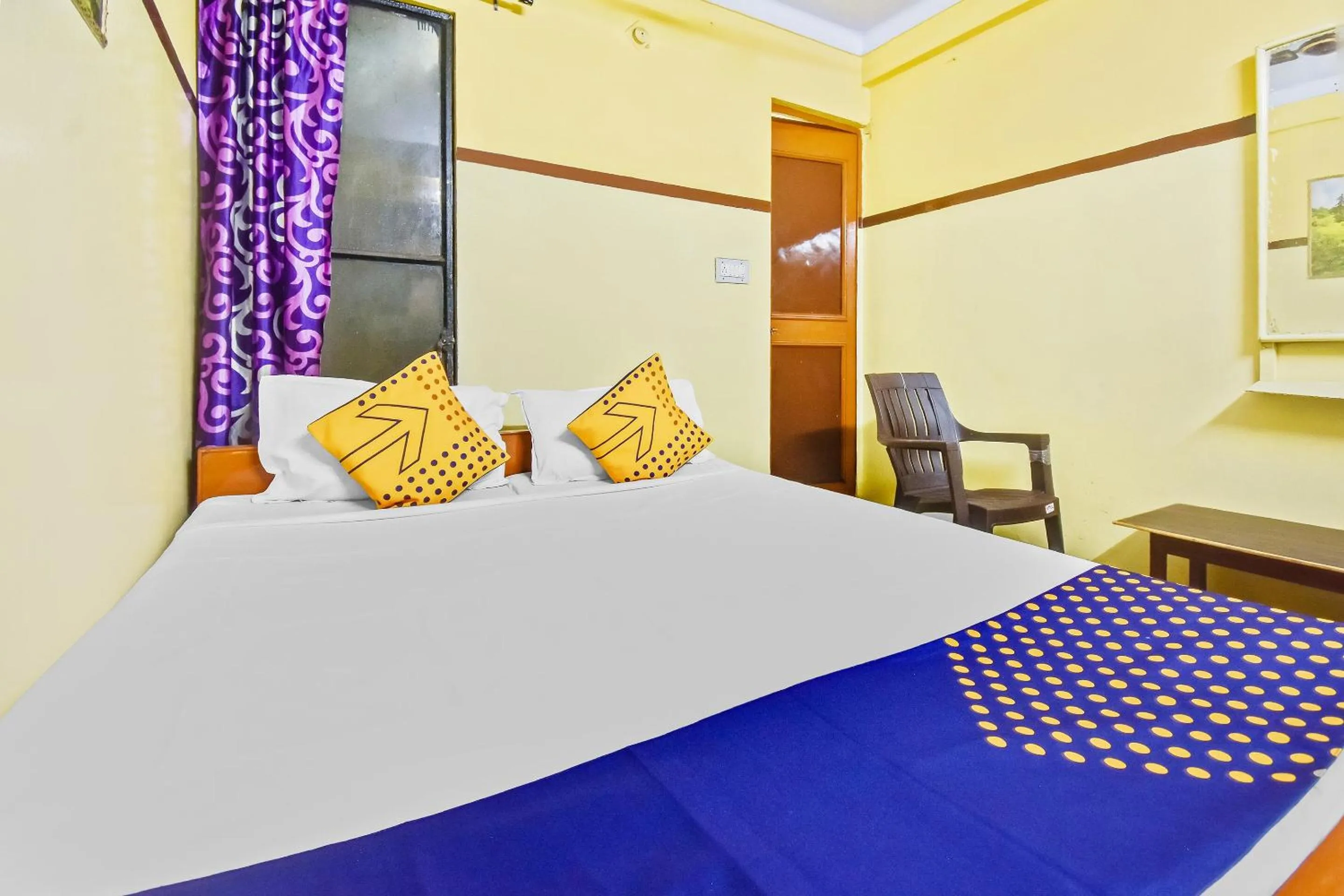 Bedroom in Hotel O Plaza Lodge