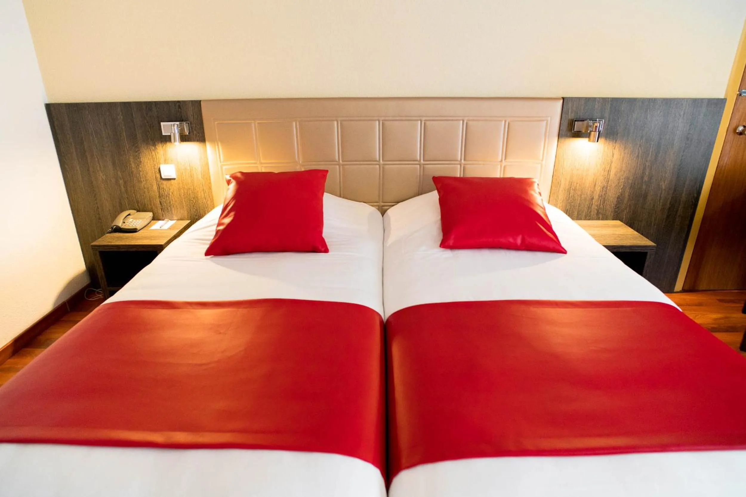 Club Double Room in Ariane Hôtel Fos sur Mer