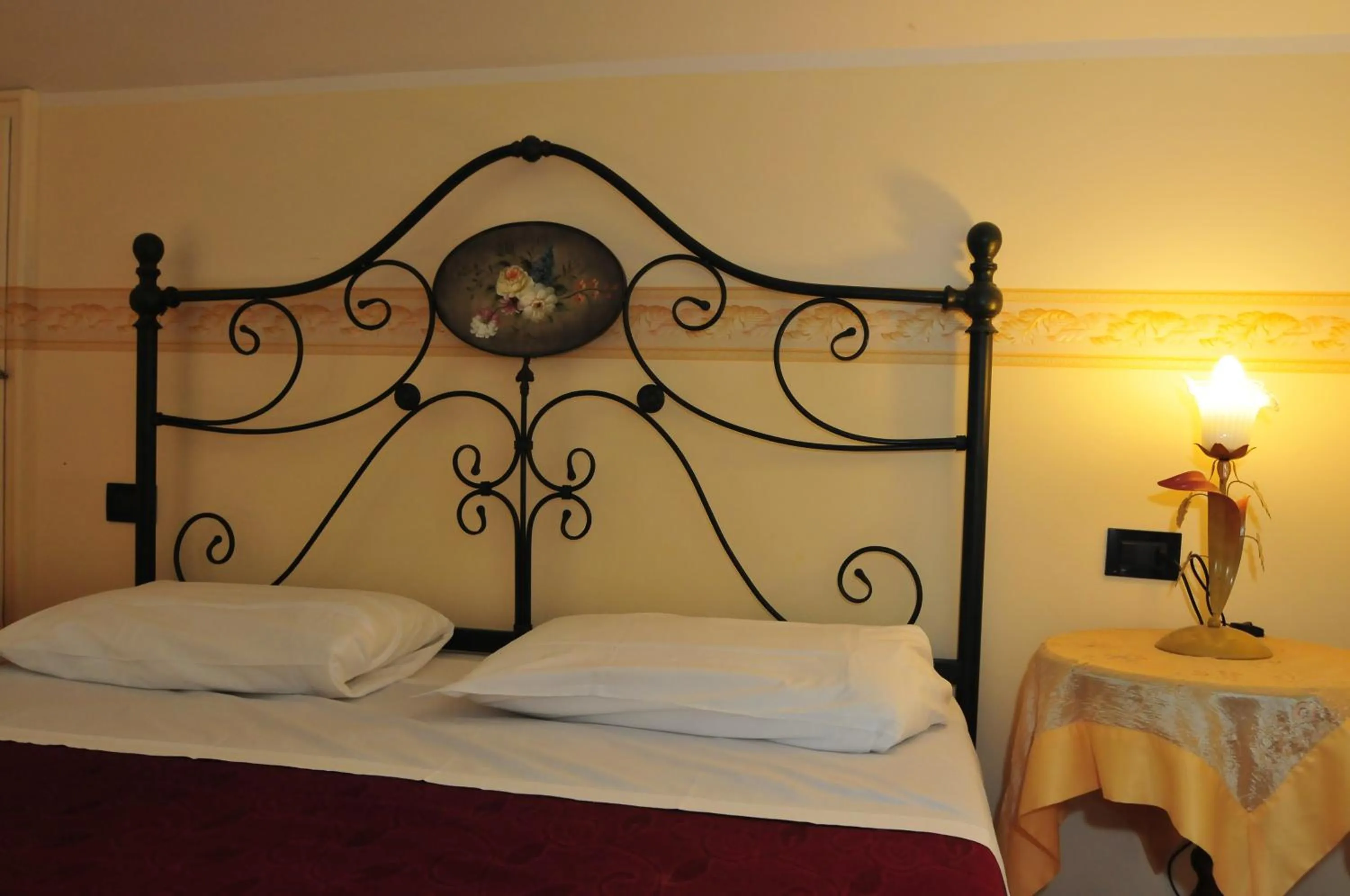 Bedroom, Bed in Locanda Sant'Anna Hotel