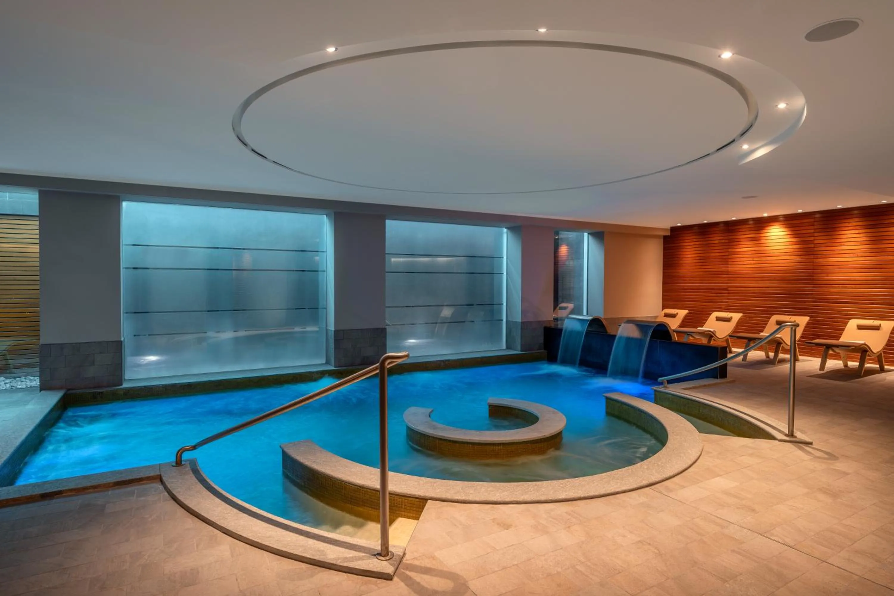 Hot Spring Bath in Hilton Turin Centre