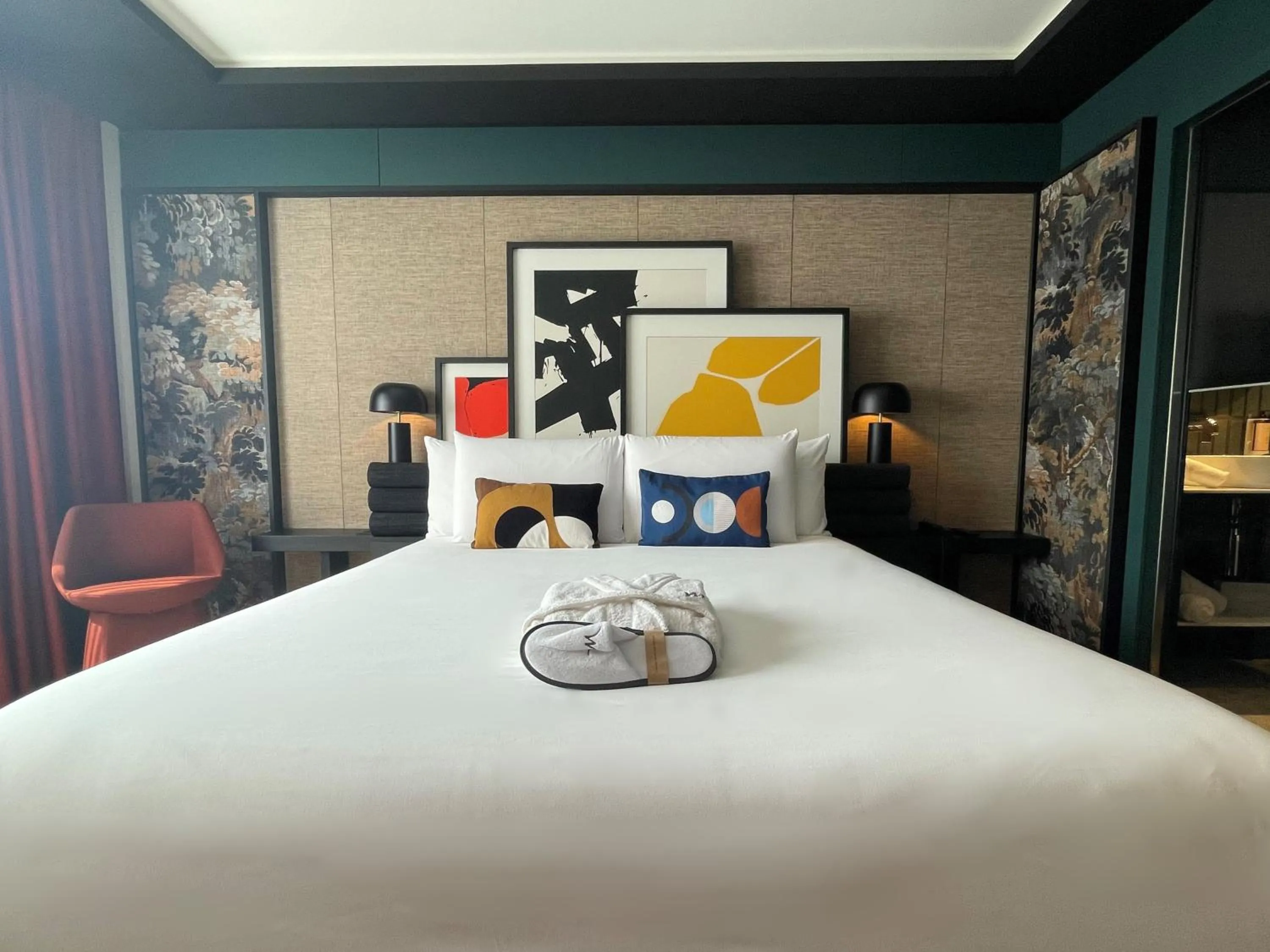 Bedroom, Bed in Mercure Dijon Centre Clemenceau