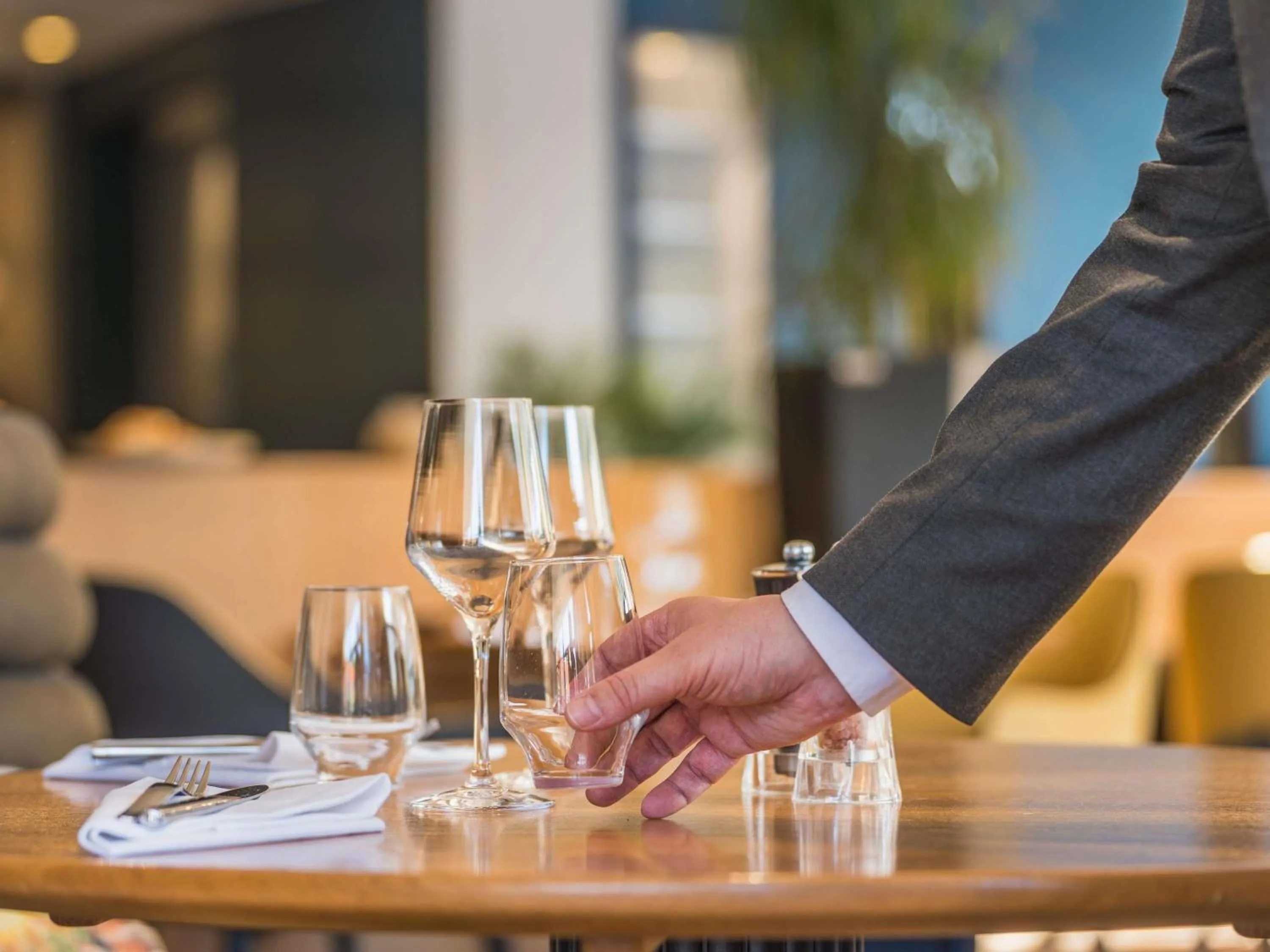 Restaurant/places to eat in Mercure Dijon Centre Clemenceau