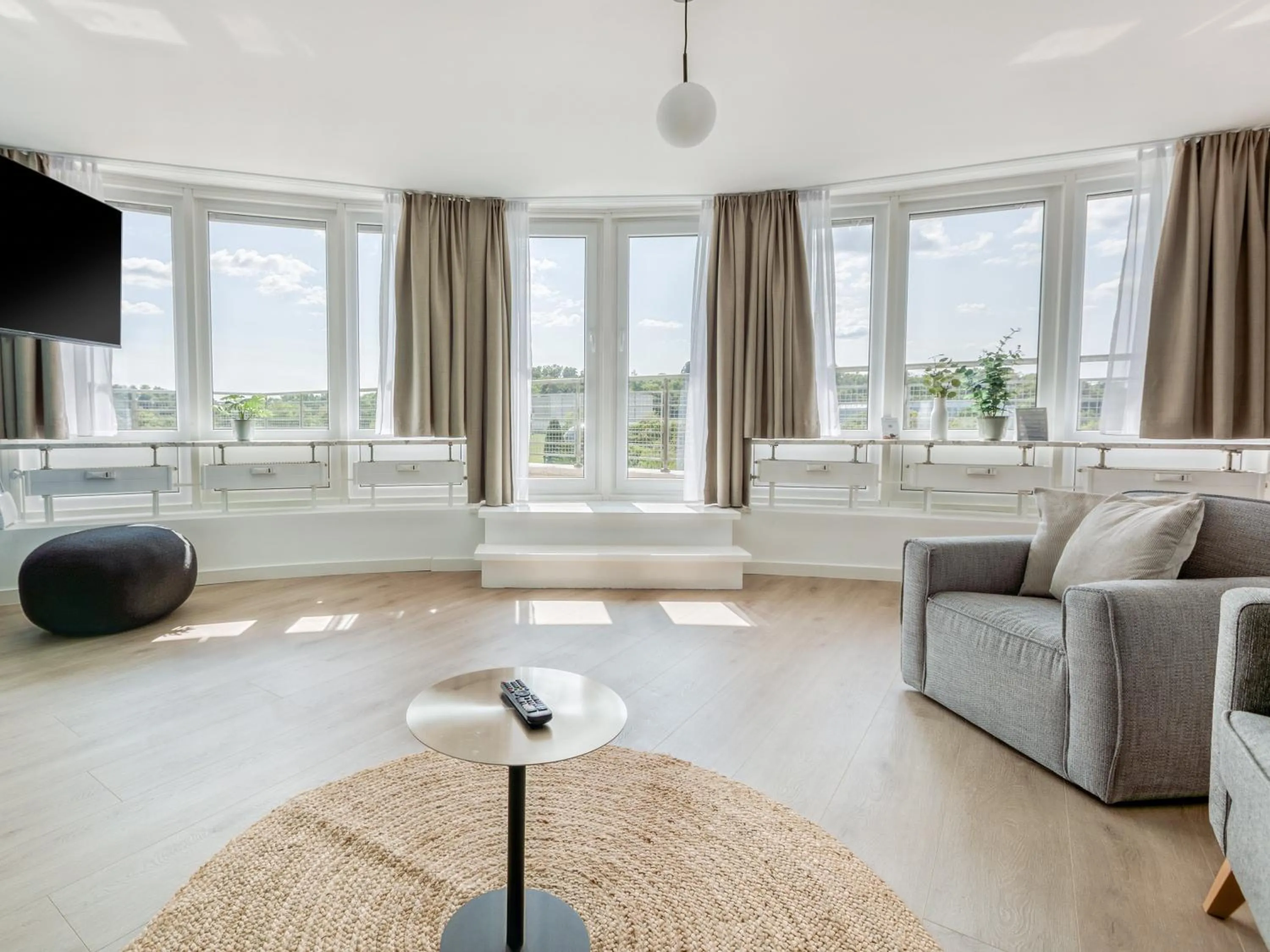 Living room in Limehome Wolfsburg Porschestraße