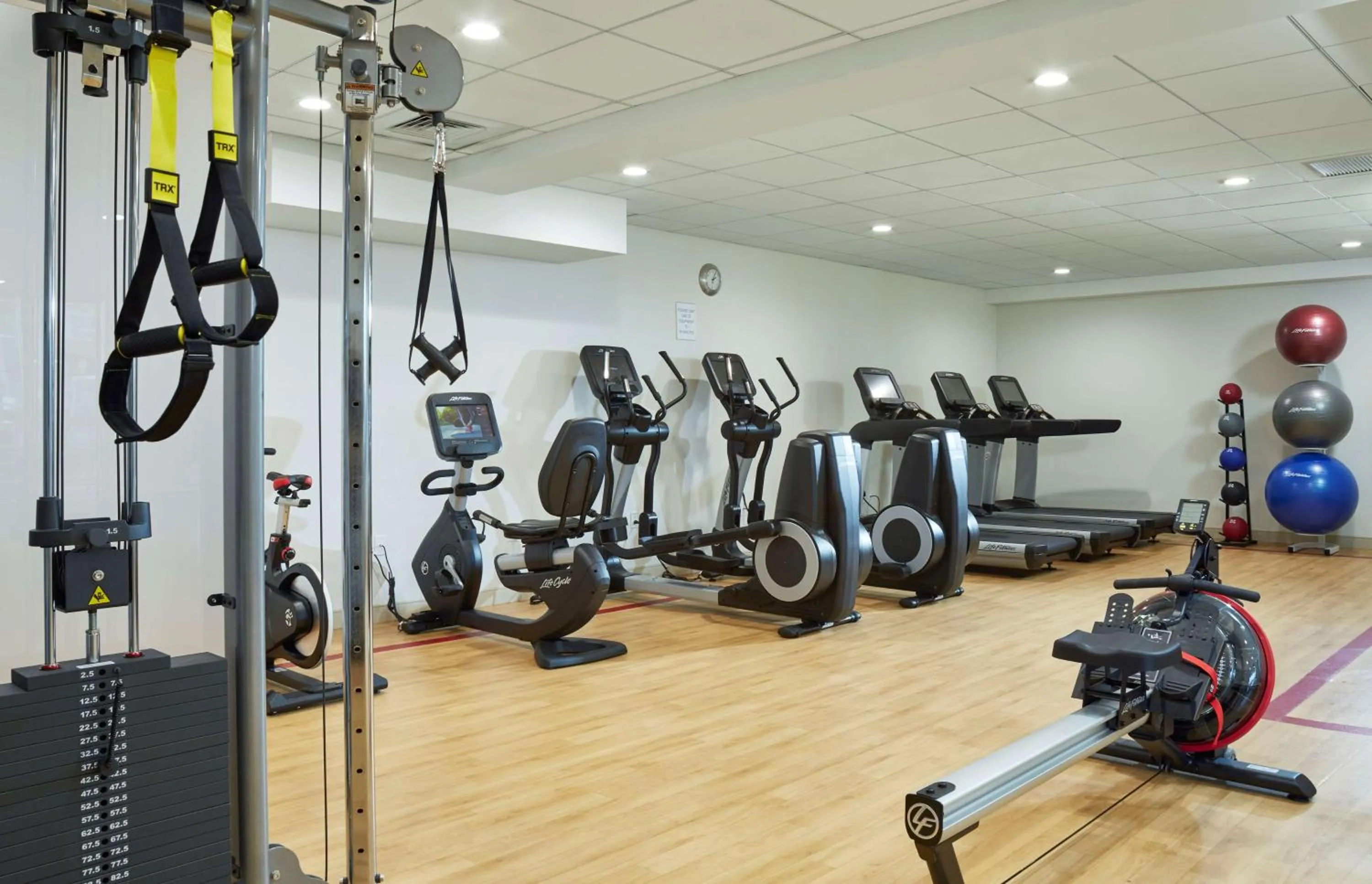 Fitness centre/facilities in DoubleTree by Hilton Hotel Burlington Vermont
