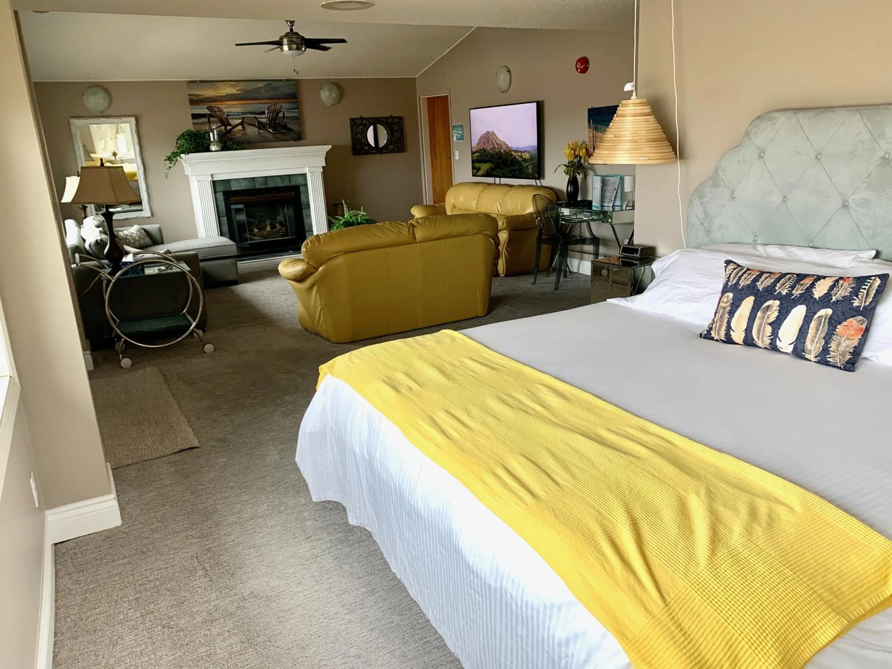 TV and multimedia, Bed in Paradise Inn On the Beach