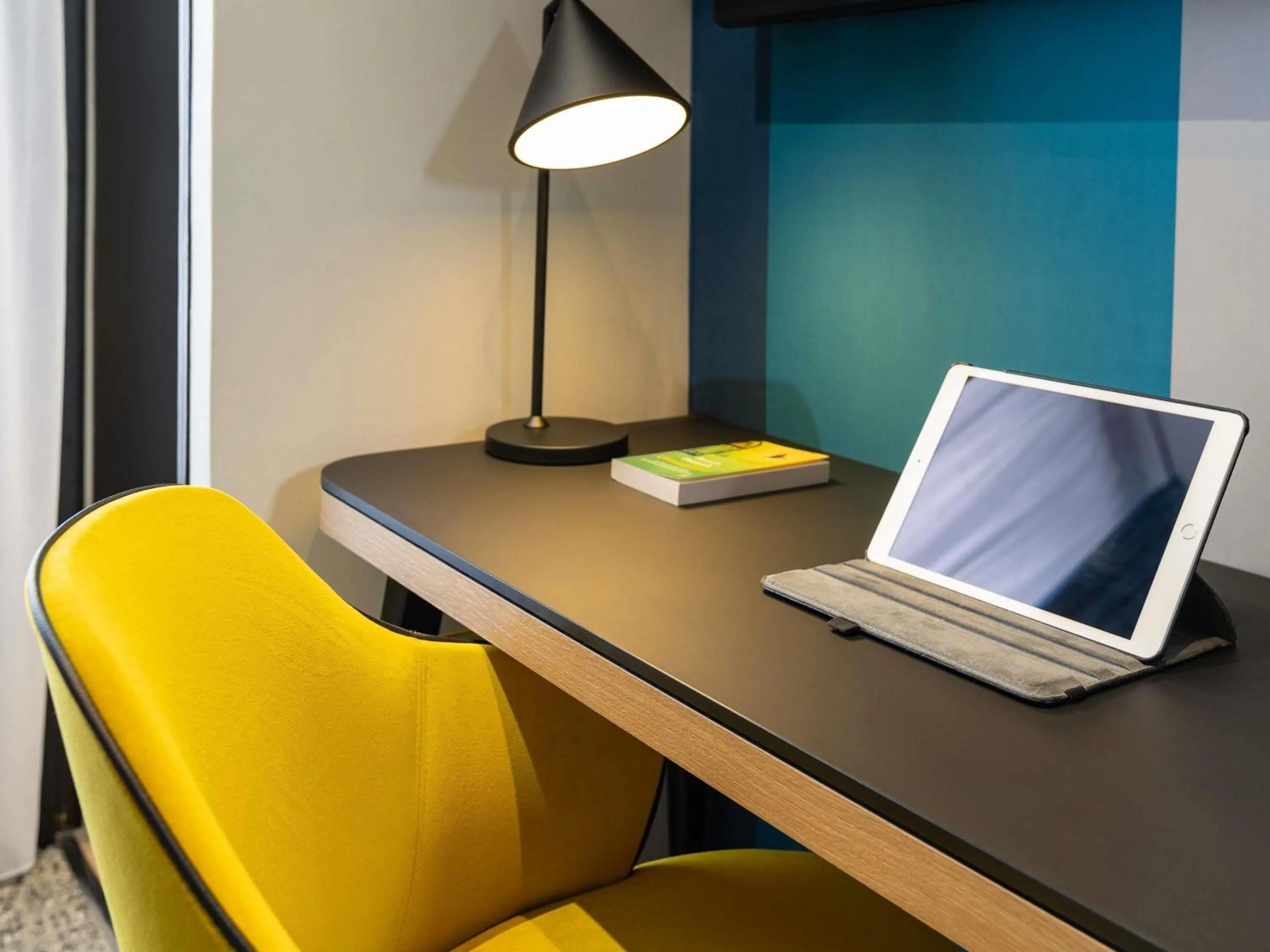 Bedroom in Mercure Epinal Centre