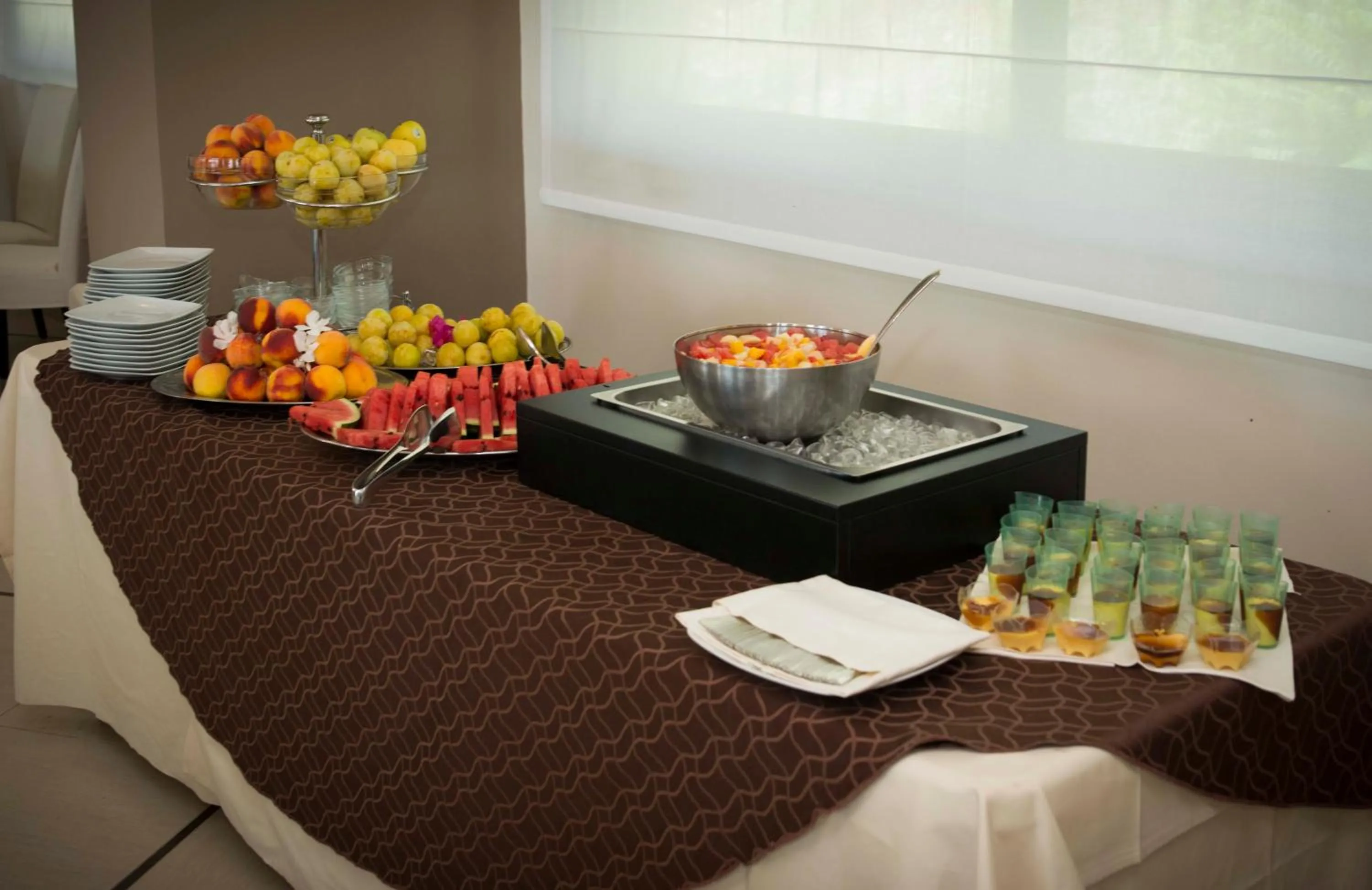 Food and drinks in Elihotel