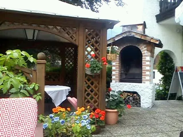 BBQ facilities in Hotel zum Toni