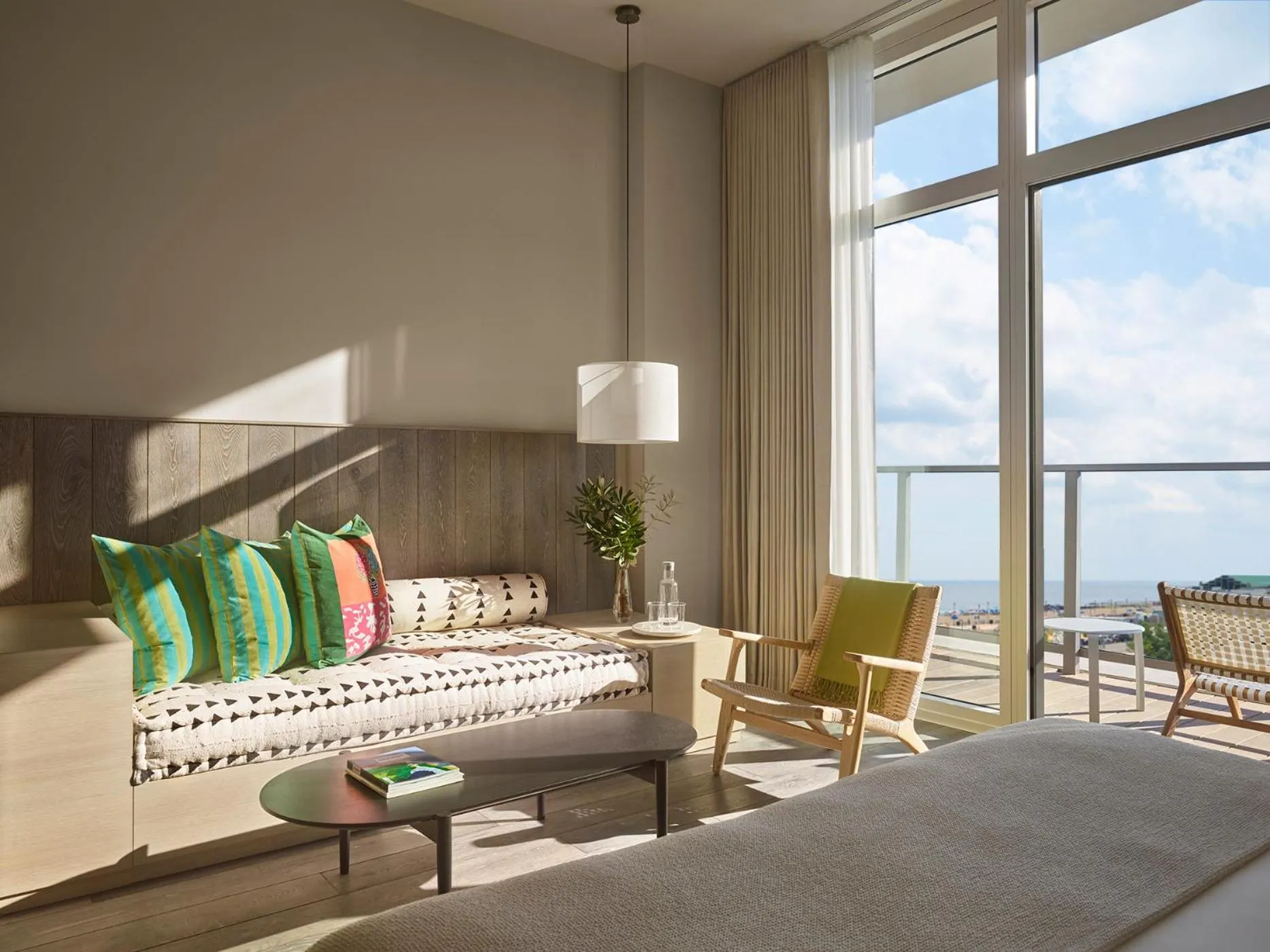 Seating area, Bed in Asbury Ocean Club Hotel