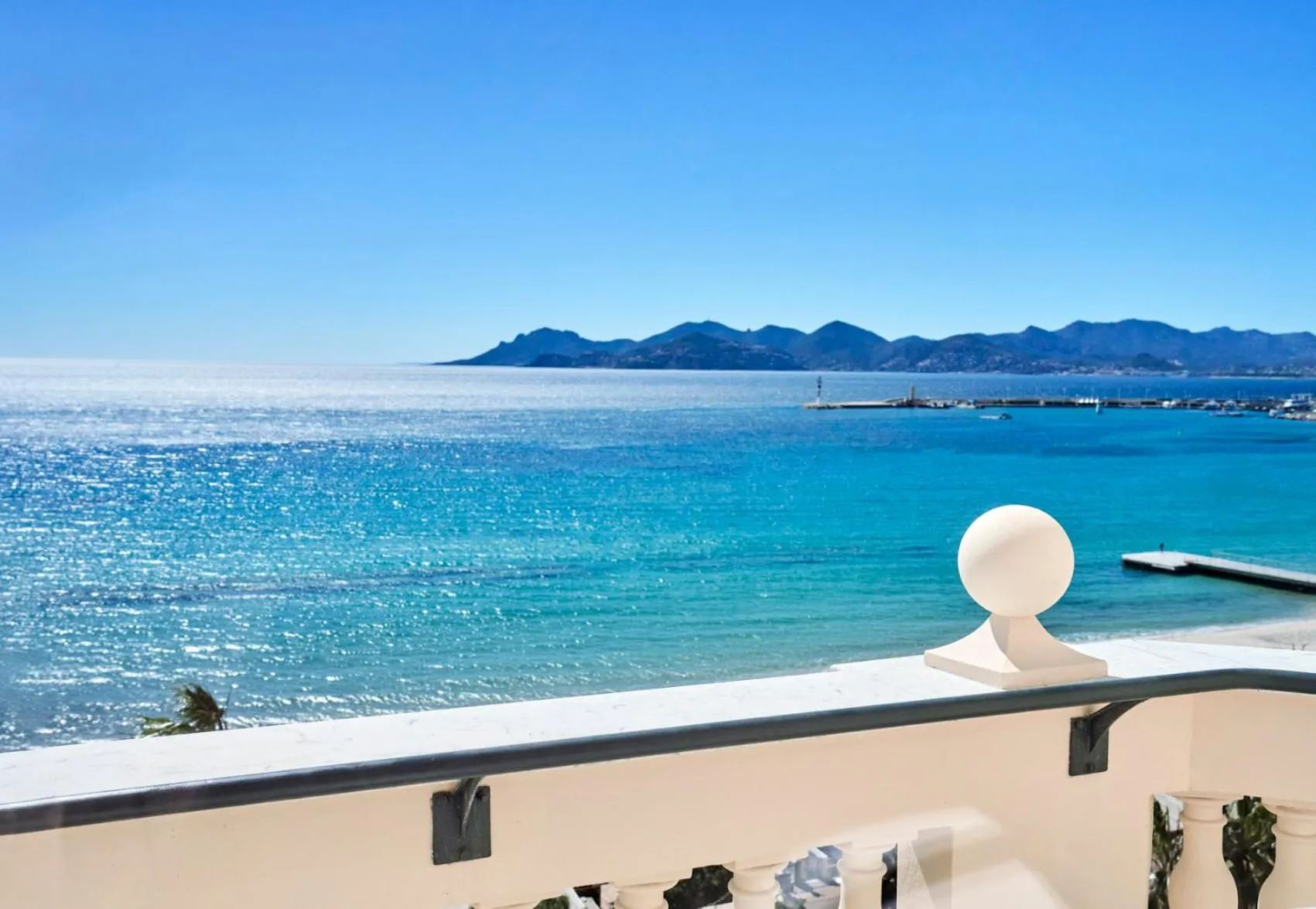 Balcony/Terrace in Carlton Cannes, a Regent Hotel