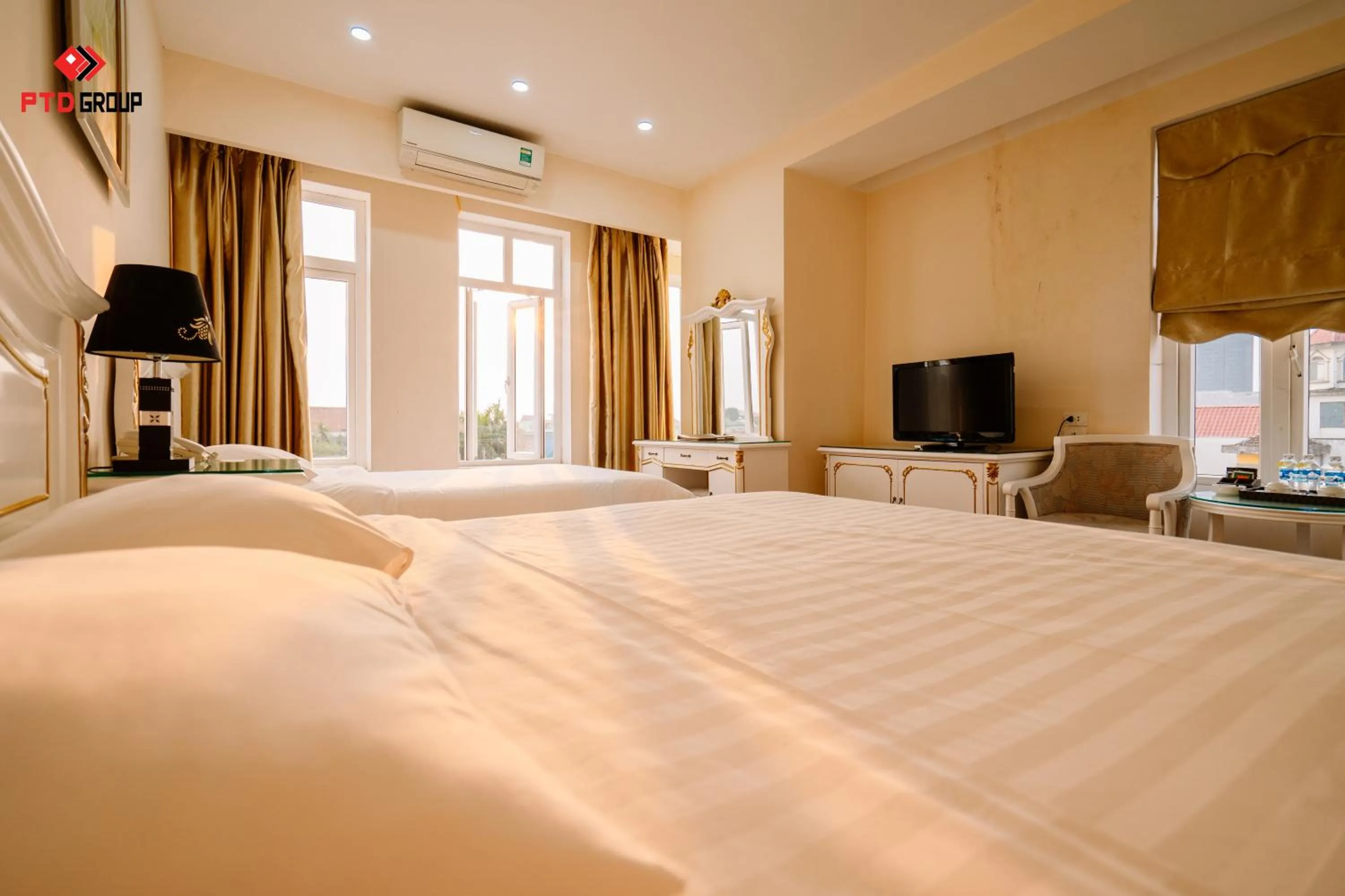 TV and multimedia, Bed in White Hotel