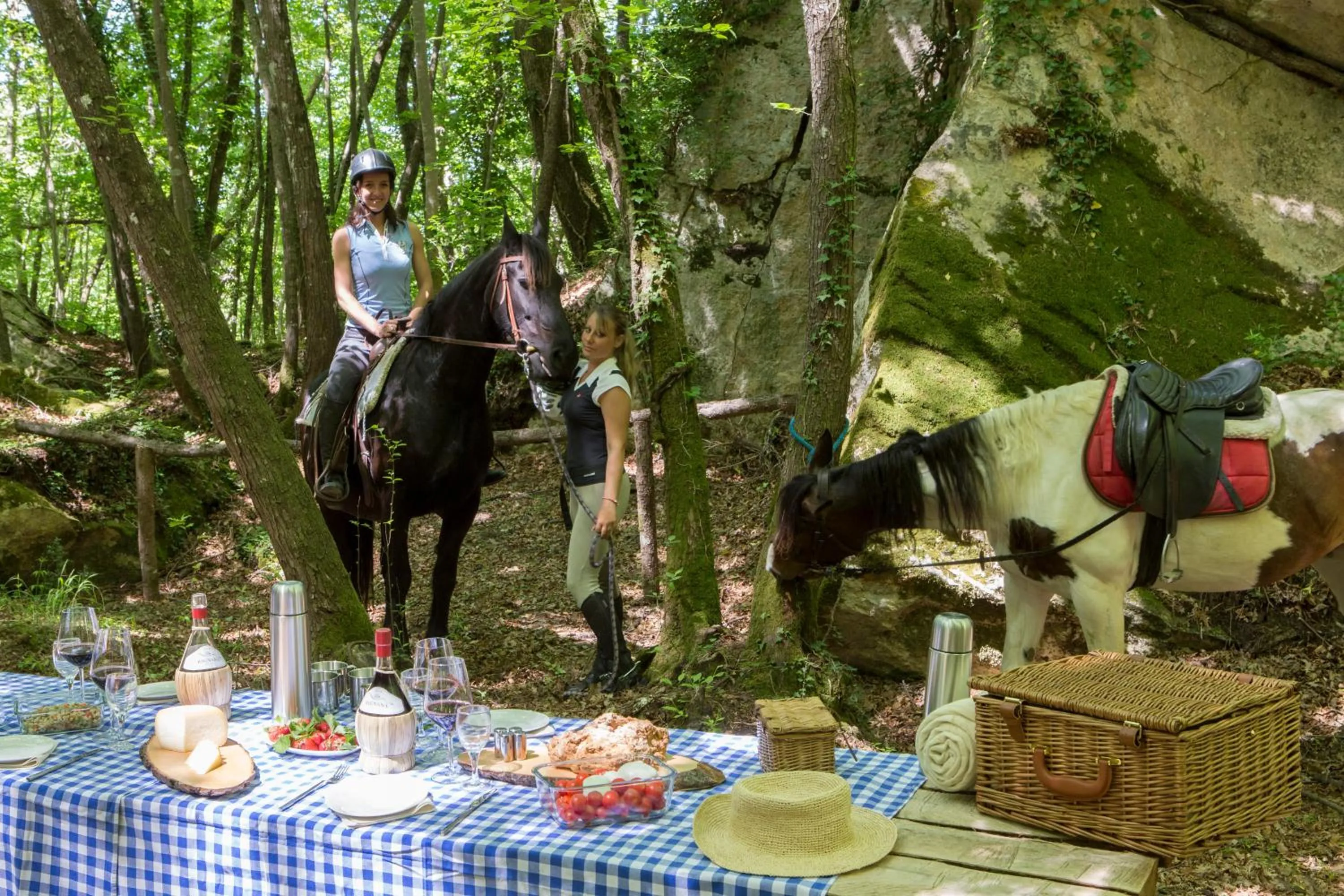 Horse-riding in Borgo Pignano Volterra Tuscany