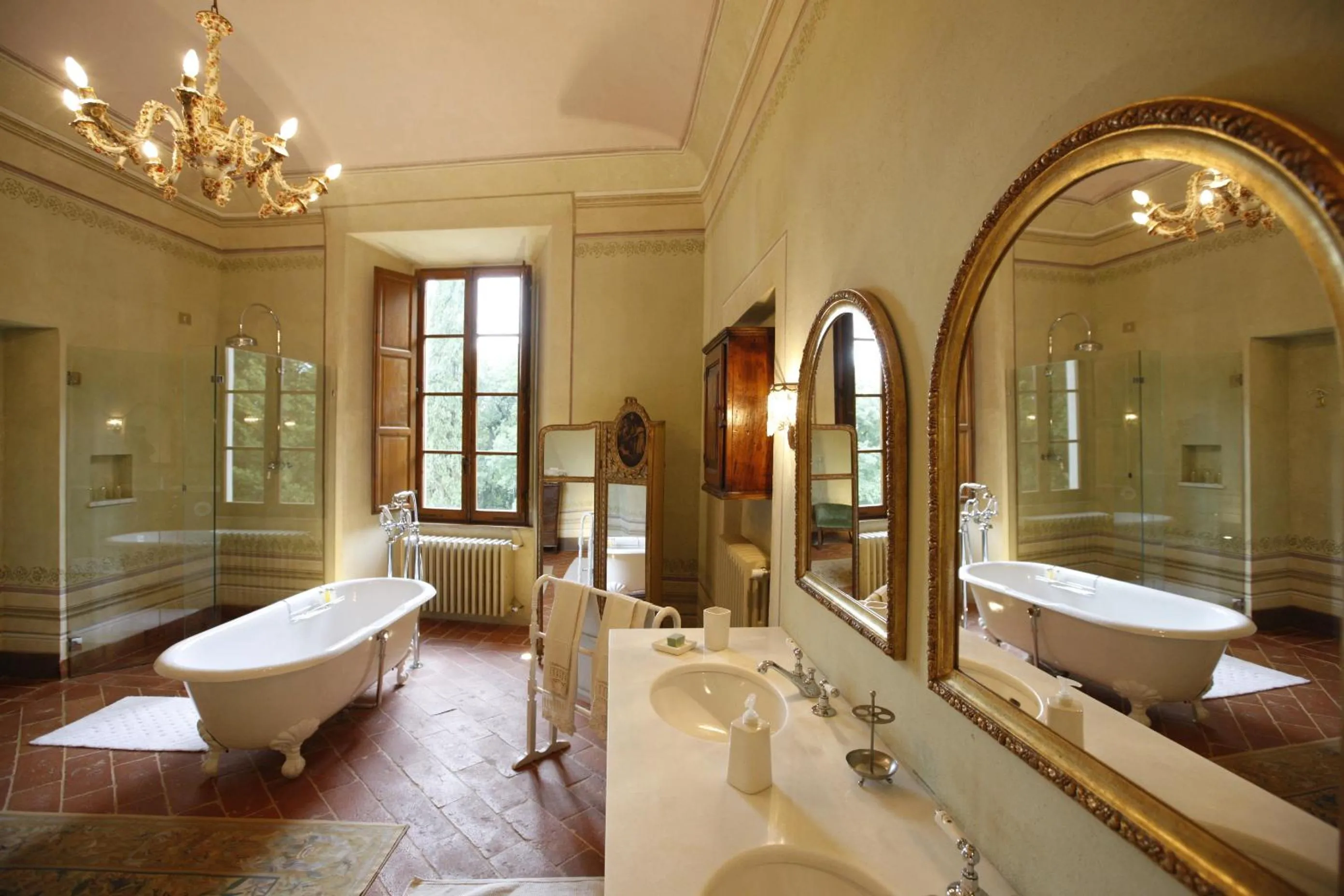 Bathroom in Borgo Pignano Volterra Tuscany