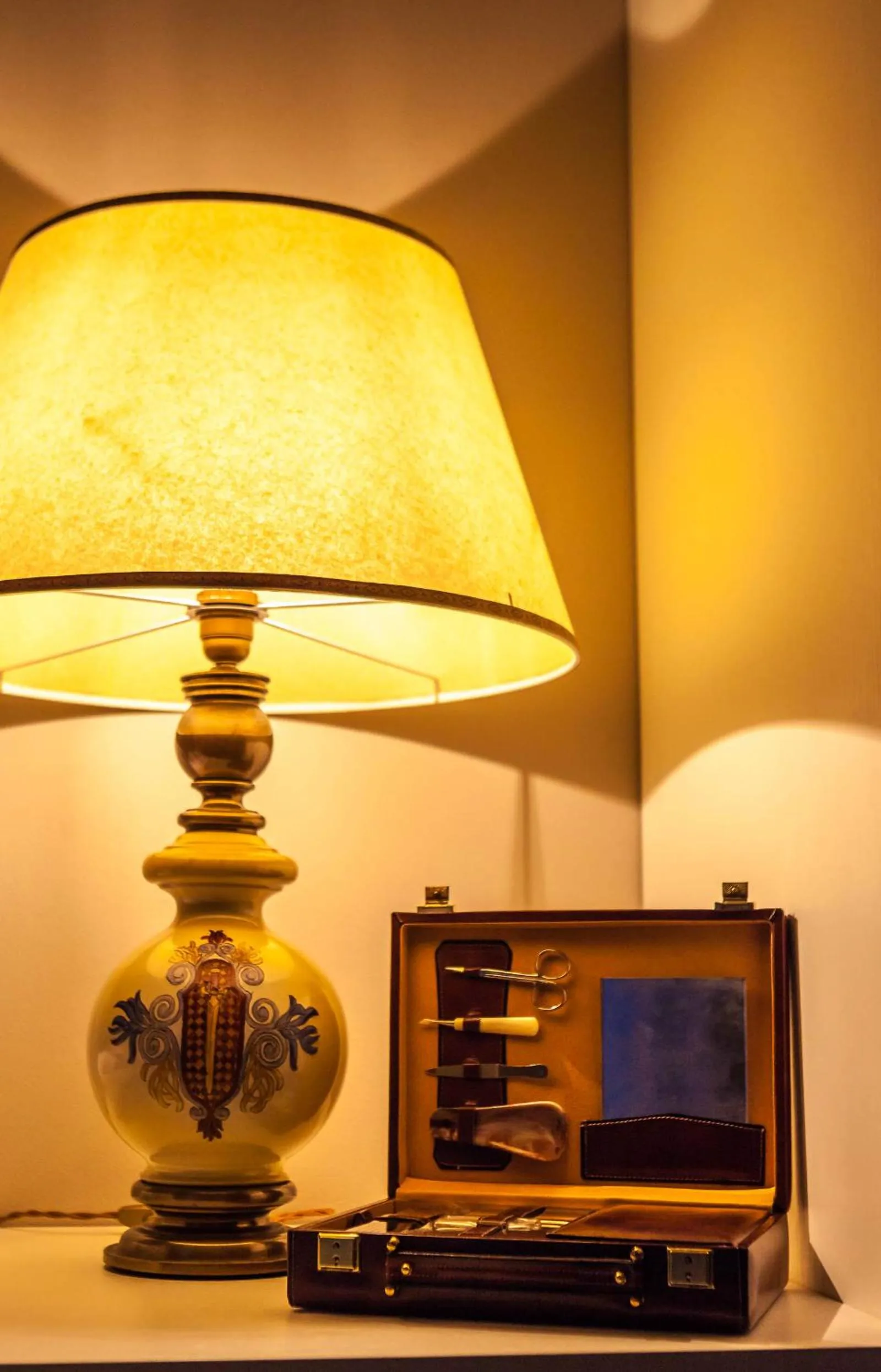 Decorative detail in Quercia Belvedere Relais