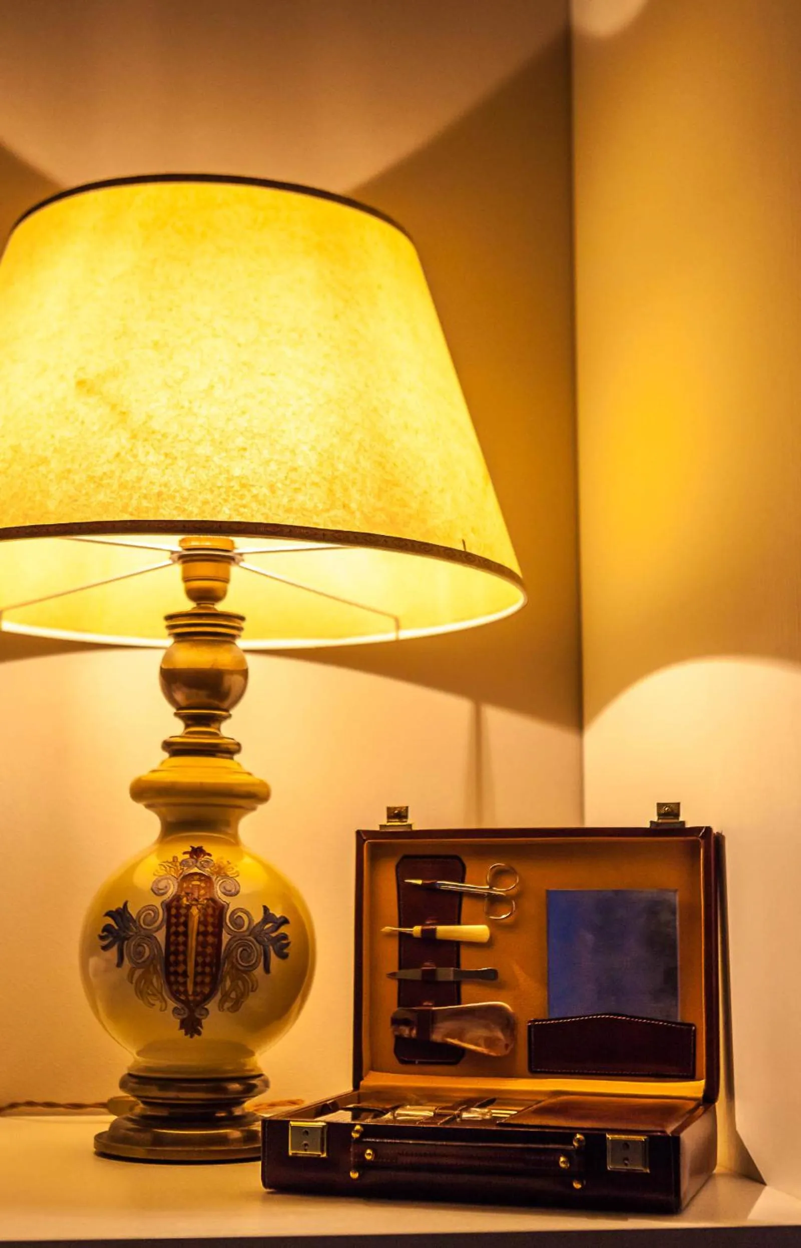 Decorative detail in Quercia Belvedere Relais