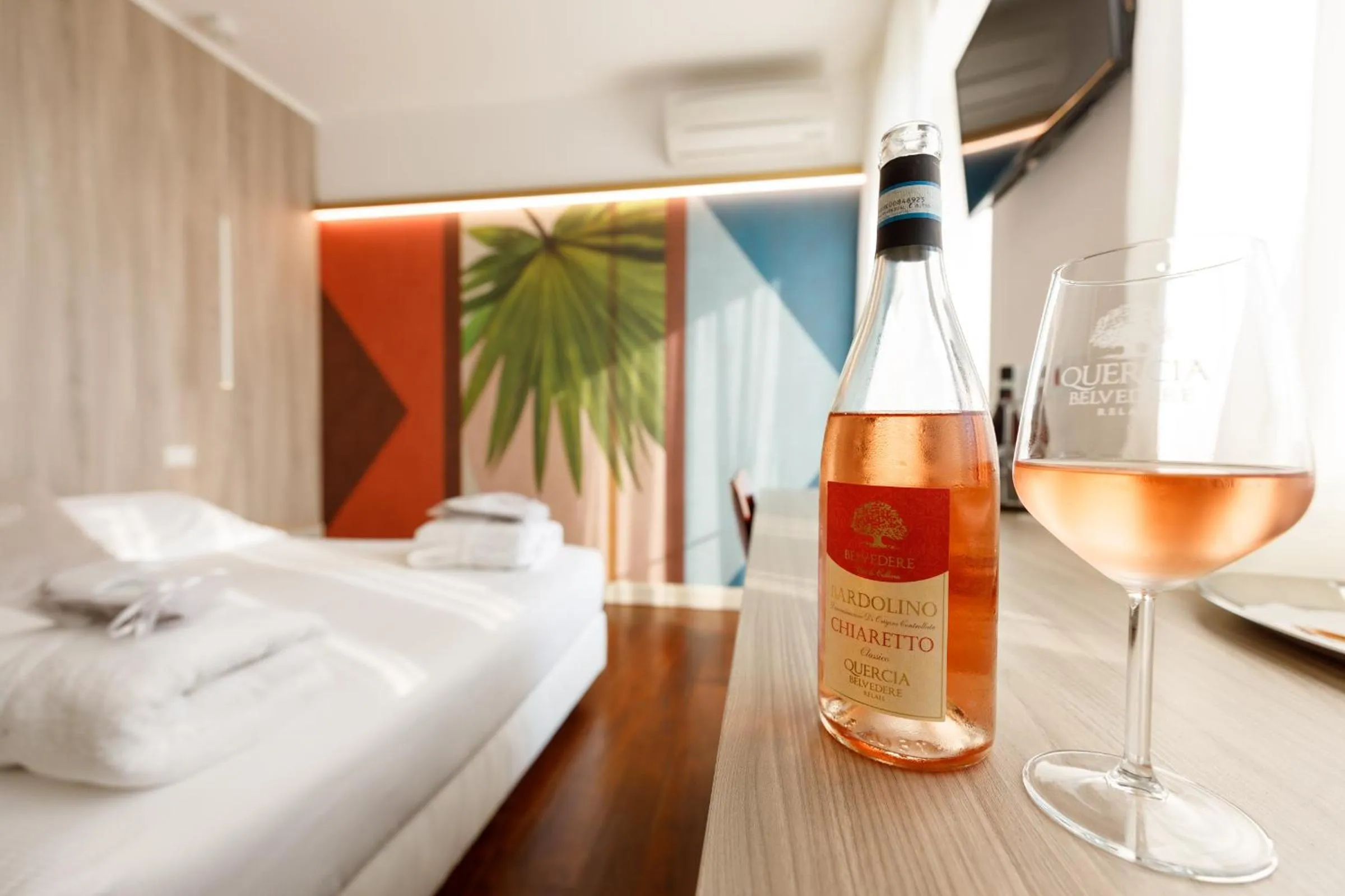 Photo of the whole room, Bed in Quercia Belvedere Relais