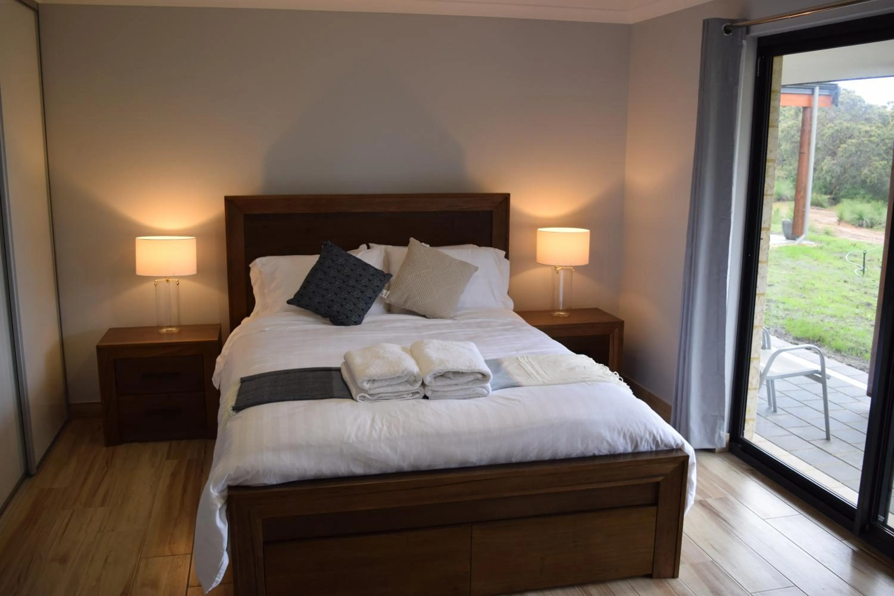 Bed in Eagle Bay House