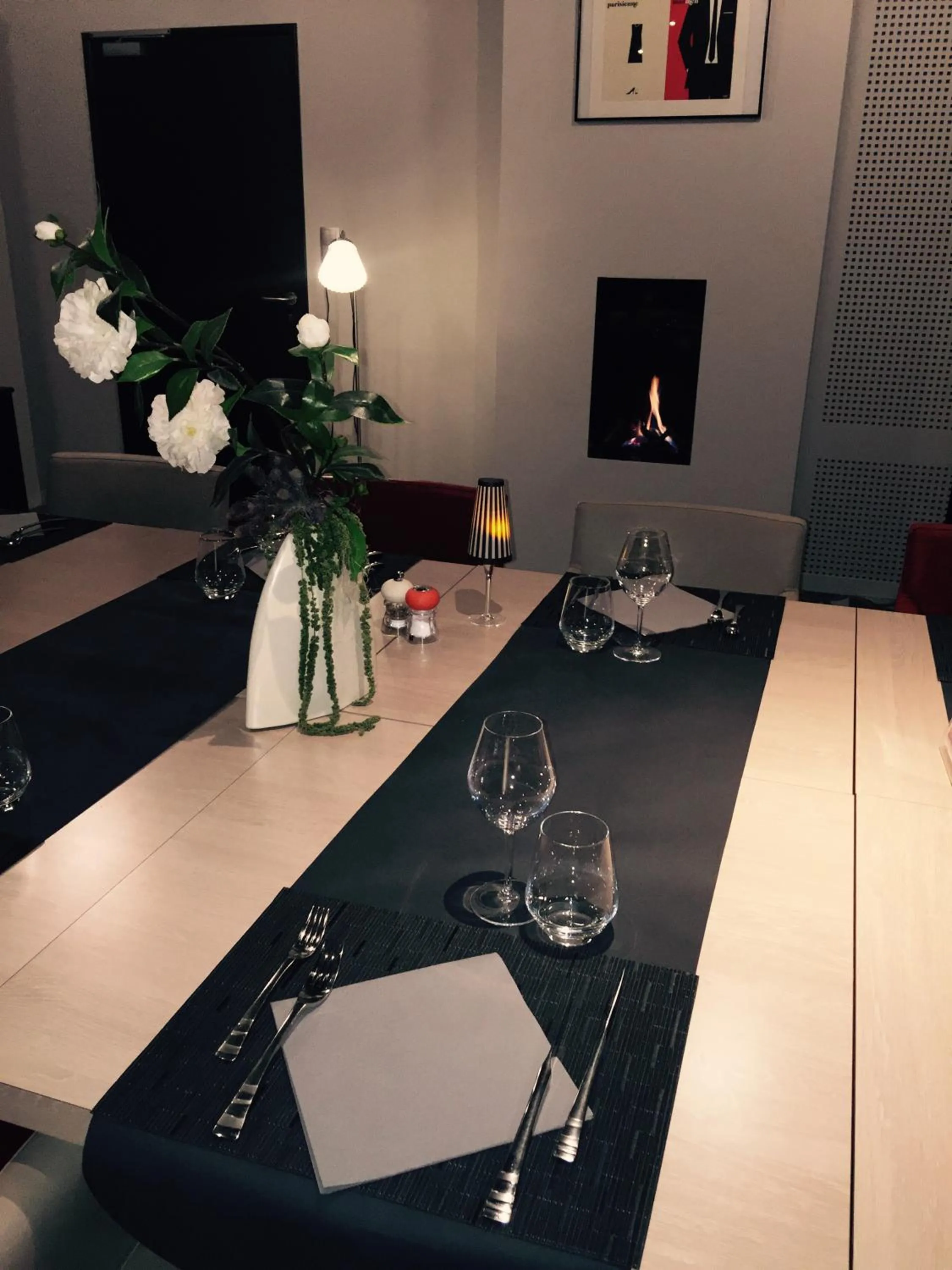 Restaurant/places to eat in The Originals Boutique, Hôtel La Villa Marine, Le Tréport