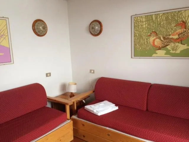 Seating area in Cervinia Due