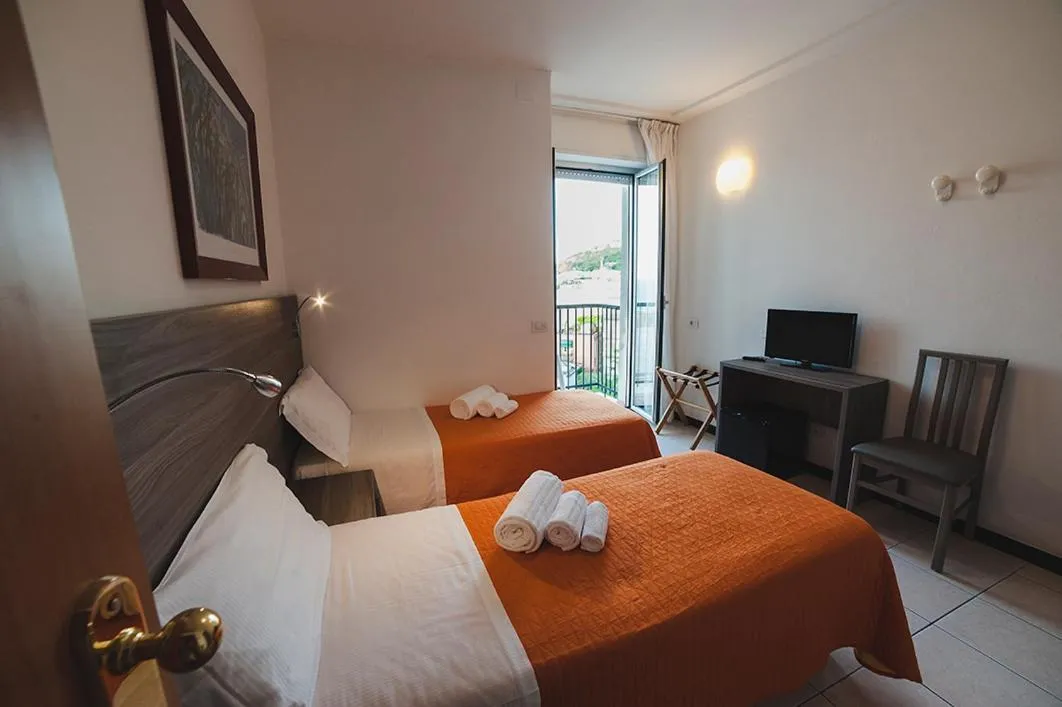 Bed in Hotel Madison