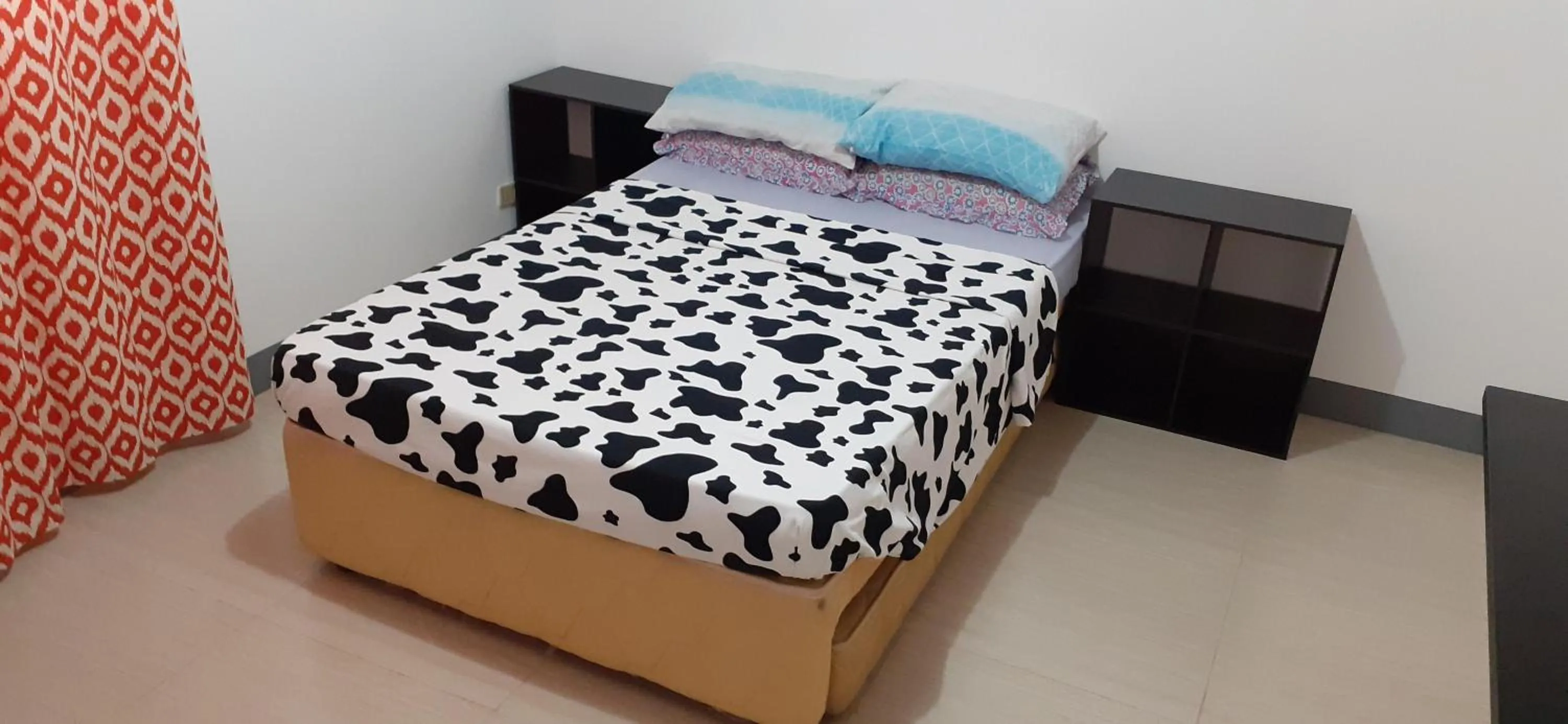 Bed in Bella's Beach Resort (A)