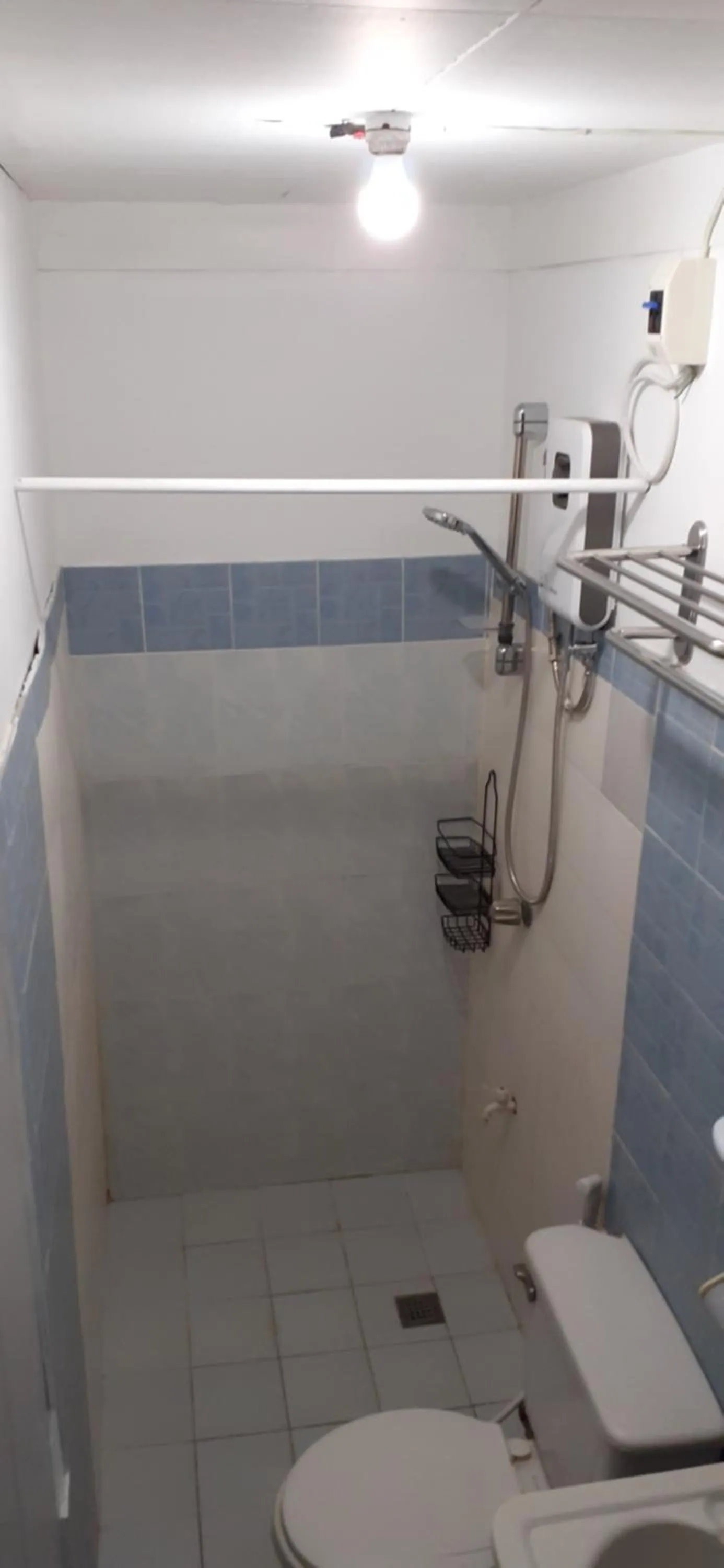 Bella's Beach Resort (A)