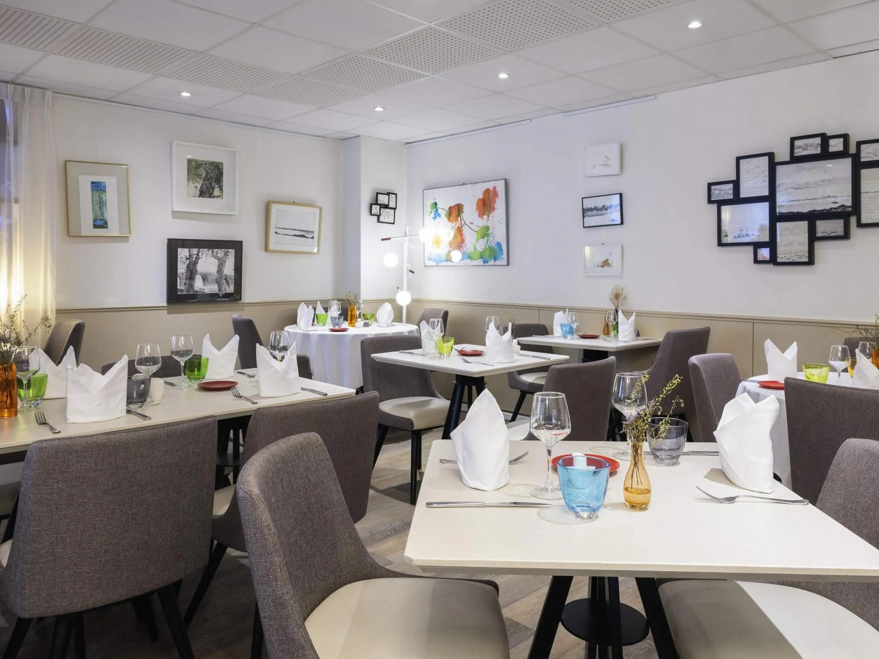 Restaurant/places to eat in Mercure Hotel Forbach Centre de Loisirs